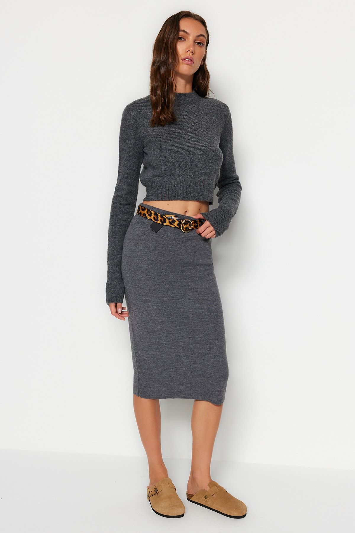 Trendyol Collection-Fustă antracit midi creion Tricotaj TWOAW20DU0006 3