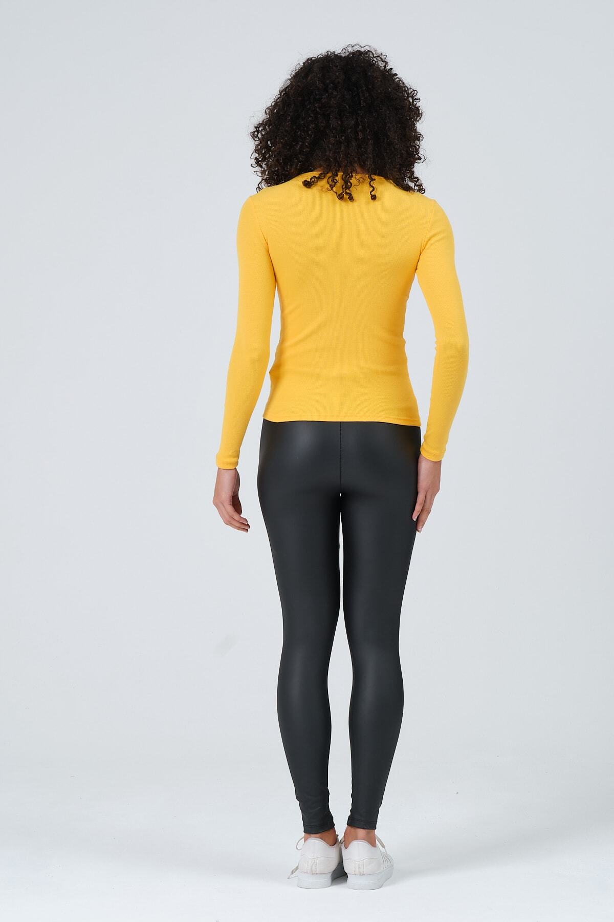 PUNKY CAT-Women's Yellow Long Sleeve Crew Neck Full Length Knitted Blouse 5