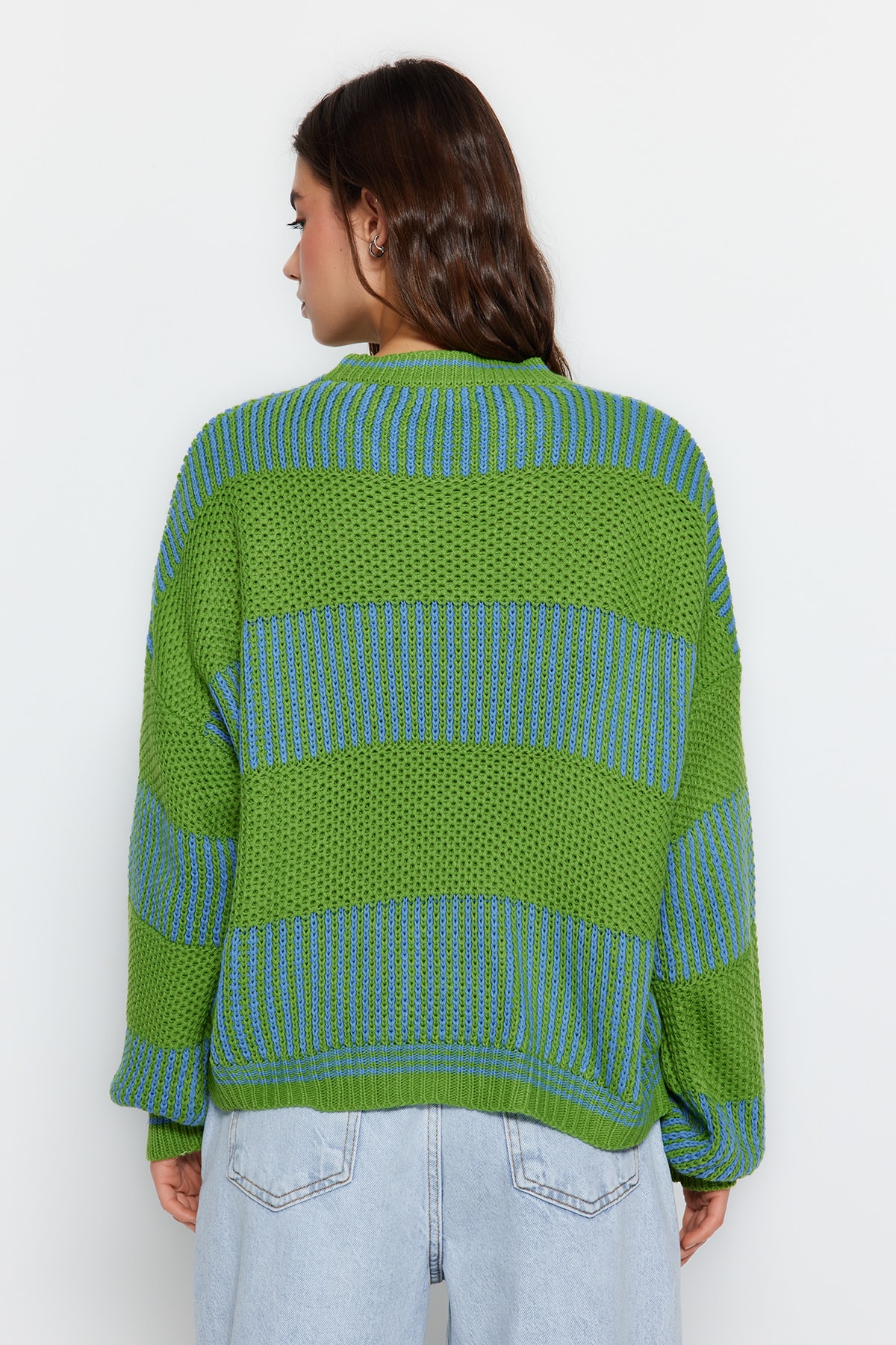 Trendyolmilla  Açık Yeşil Geniş Kalıp Çizgili Triko Kazak TWOAW23KZ00012 - Görsel 5