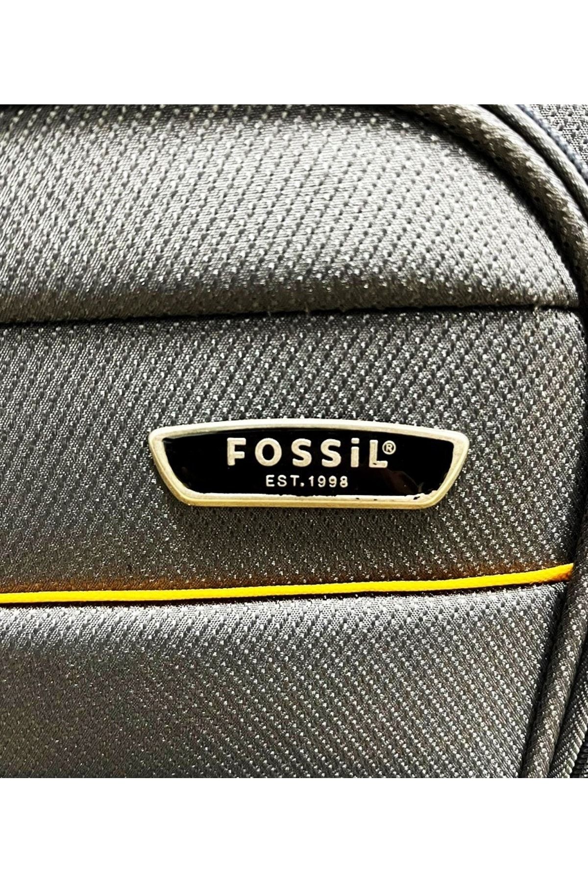 Fossil چمدان پارچه ای با اندازه کوچک 013-VK
