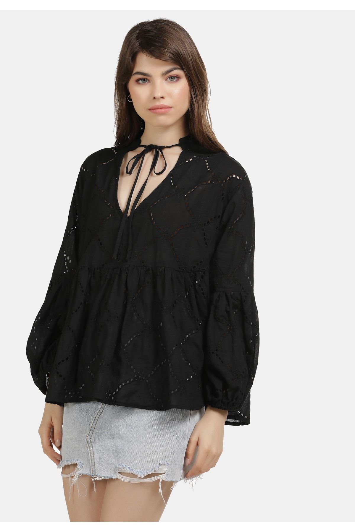 myMo Bluse Schwarz Regular Fit Fast ausverkauft FN7855