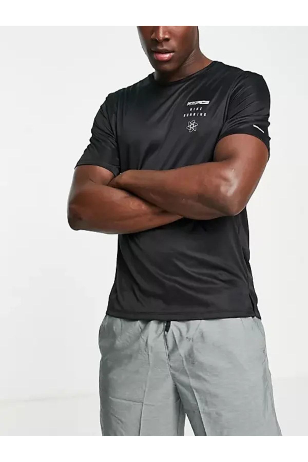 Nike miler uv t hot sale shirt