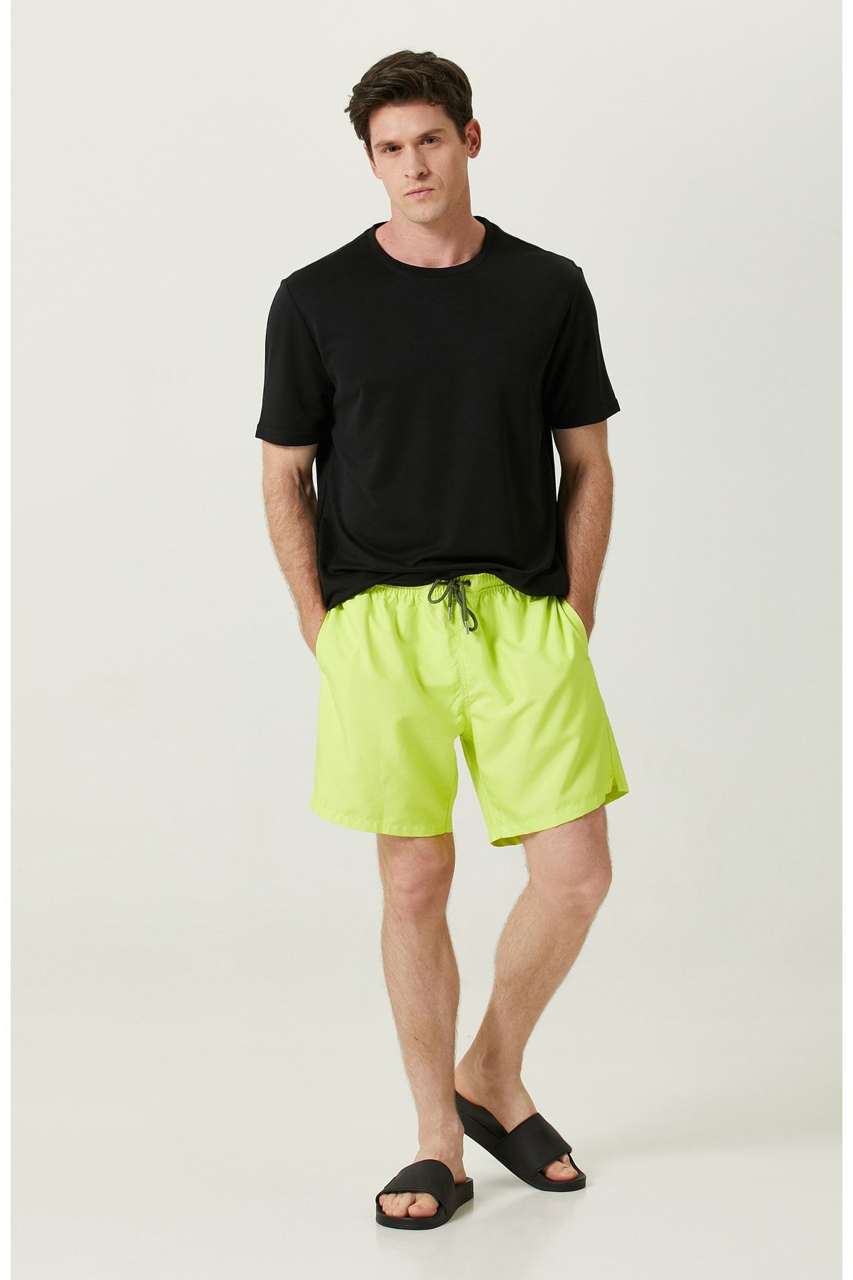 Купальник Network Neon Green Shorts с боковыми карманами 1086097