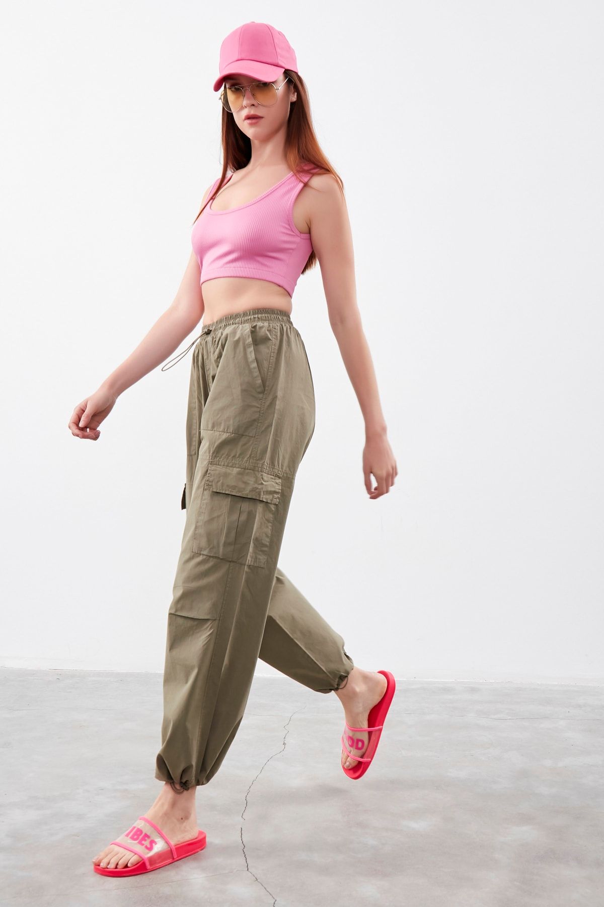 its basic Women s Khaki Color Cargo Pocket Elasticized Trousers