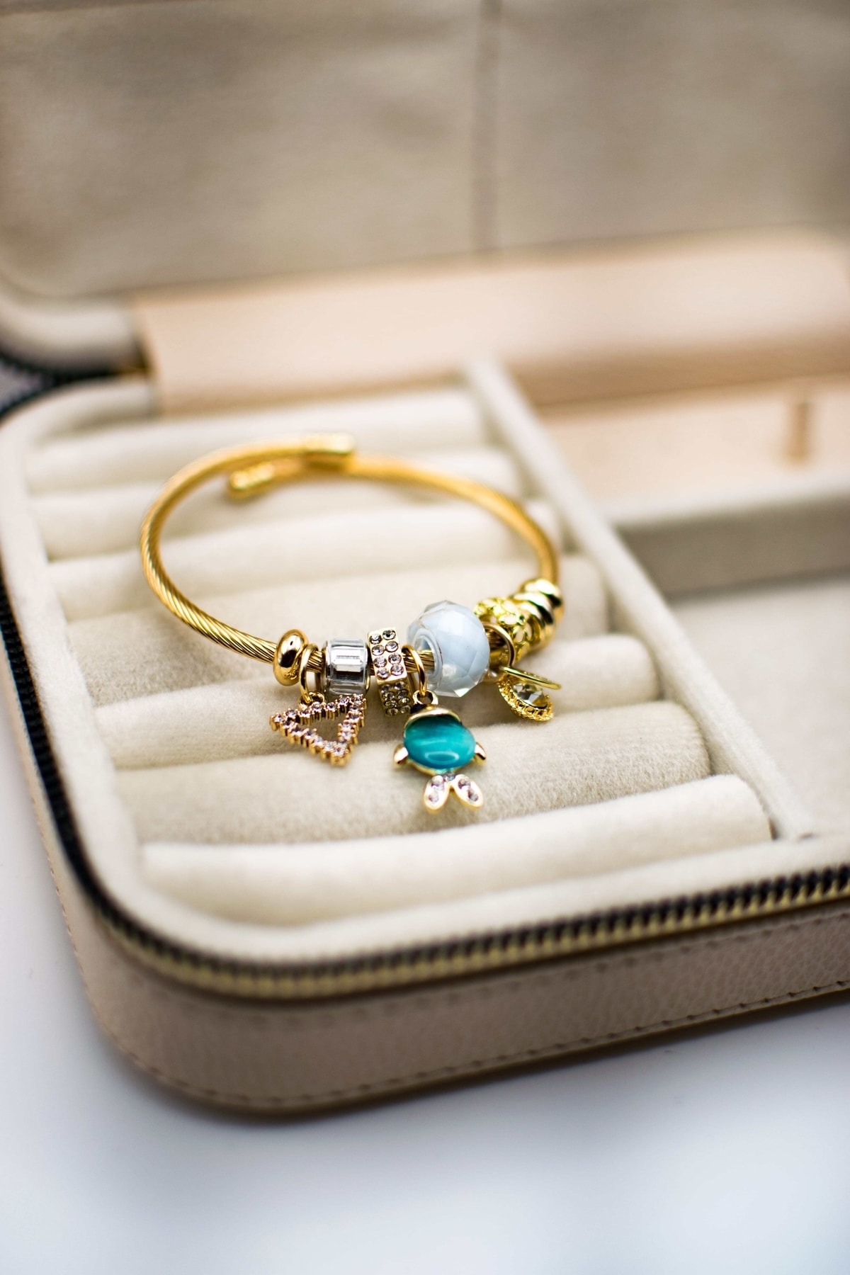 Gold Renk Çelik Bileklik