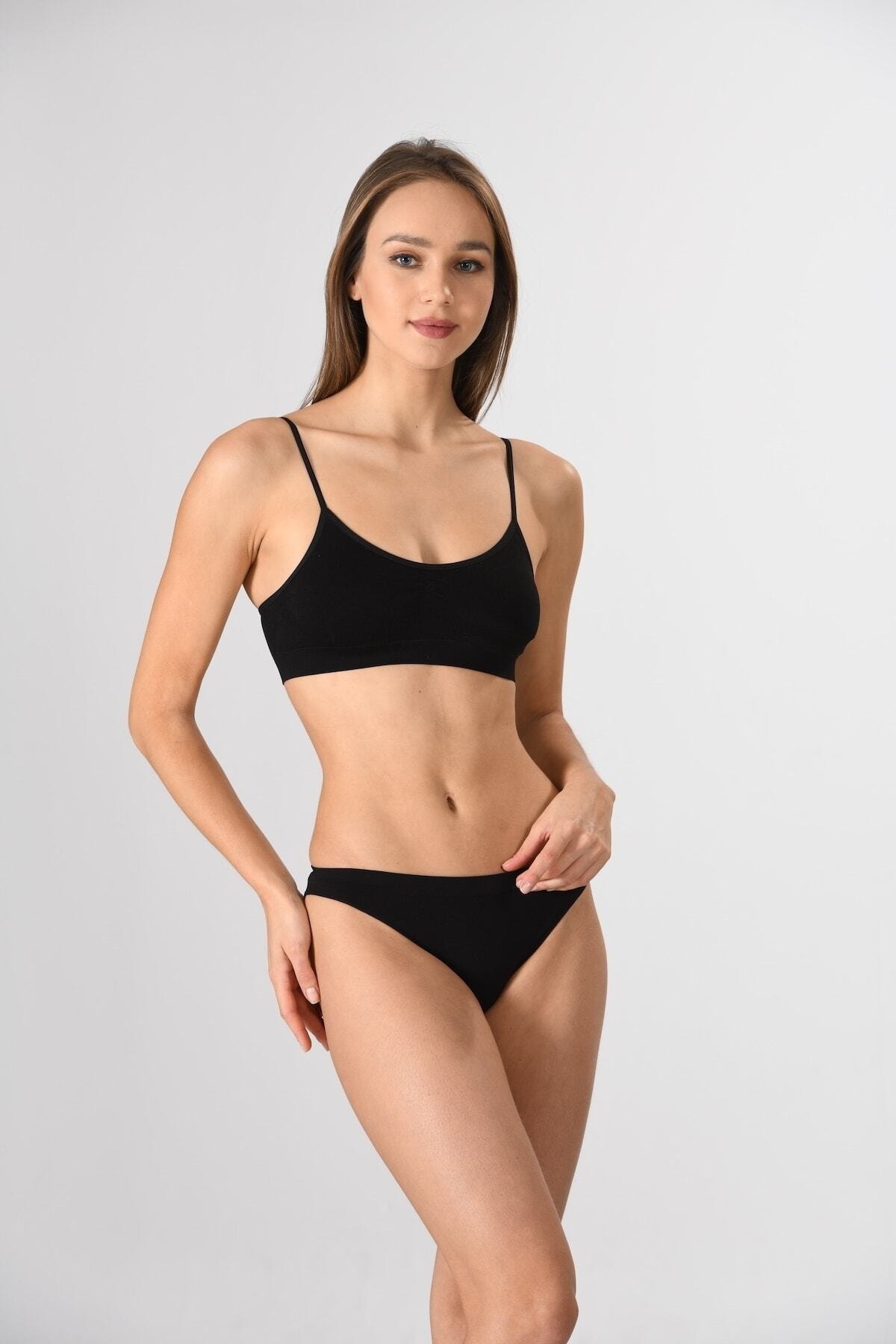 Miss Fit Kadın Siyah Dikişsiz Ince Askılı Balensiz Pedli Büzgü Detay Büstiyer Seamless Örme görsel 3