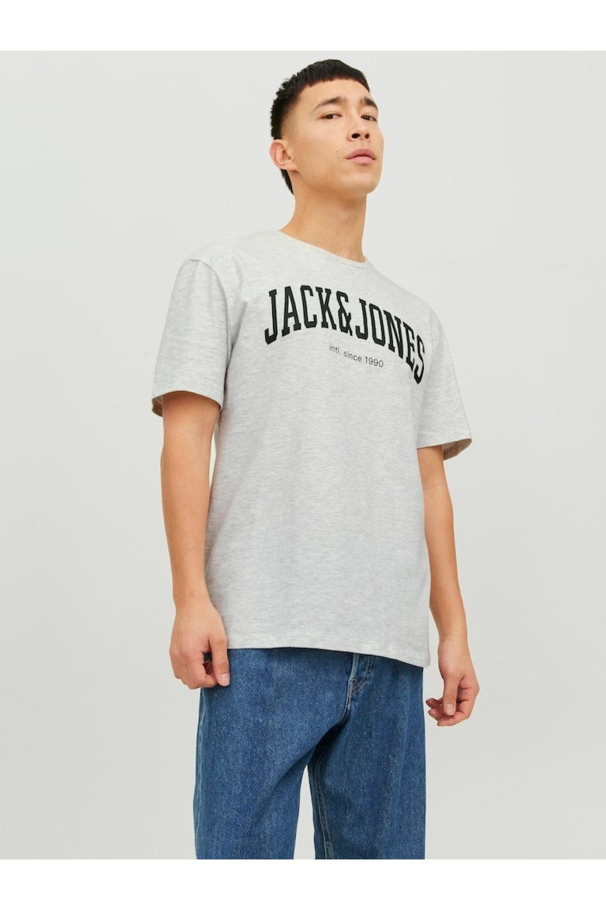 تی شرت سفید مردانه Jack Jones برش راحت ججاش 12236514 Jack & Jones
