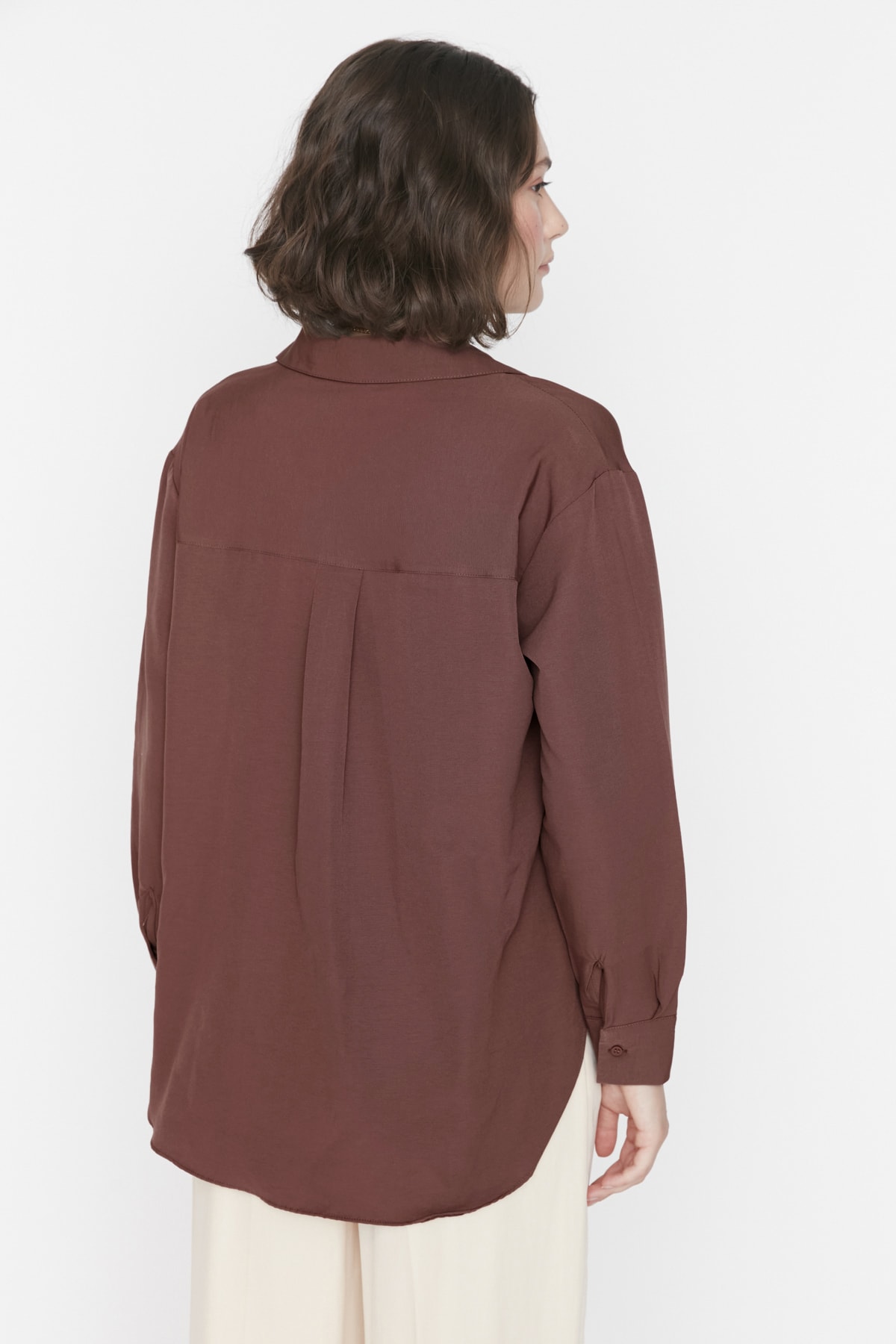 Trendyolmilla  Kahverengi Loose Fit Pamuklu Dokuma Gömlek TWOAW20GO0107 - Görsel 6