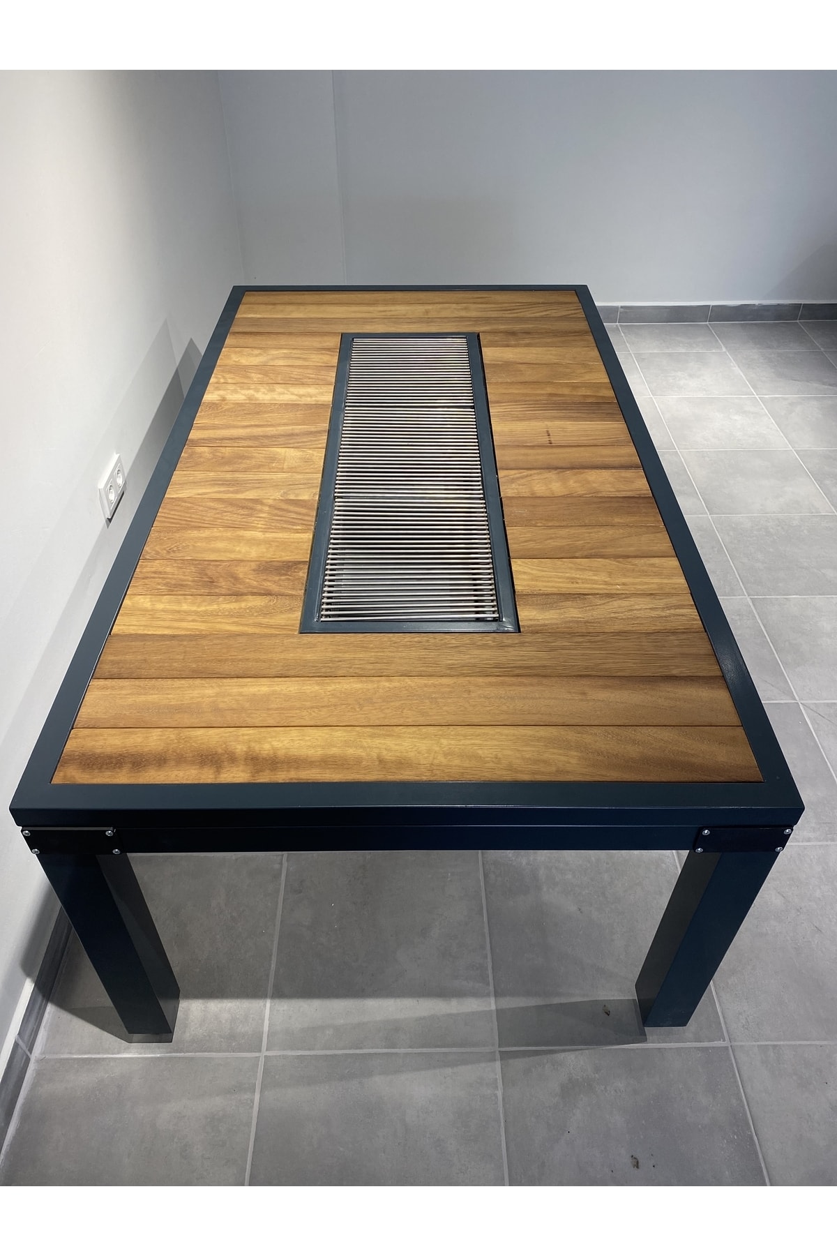 Design Iroko Bahçe Mangal Masa 3