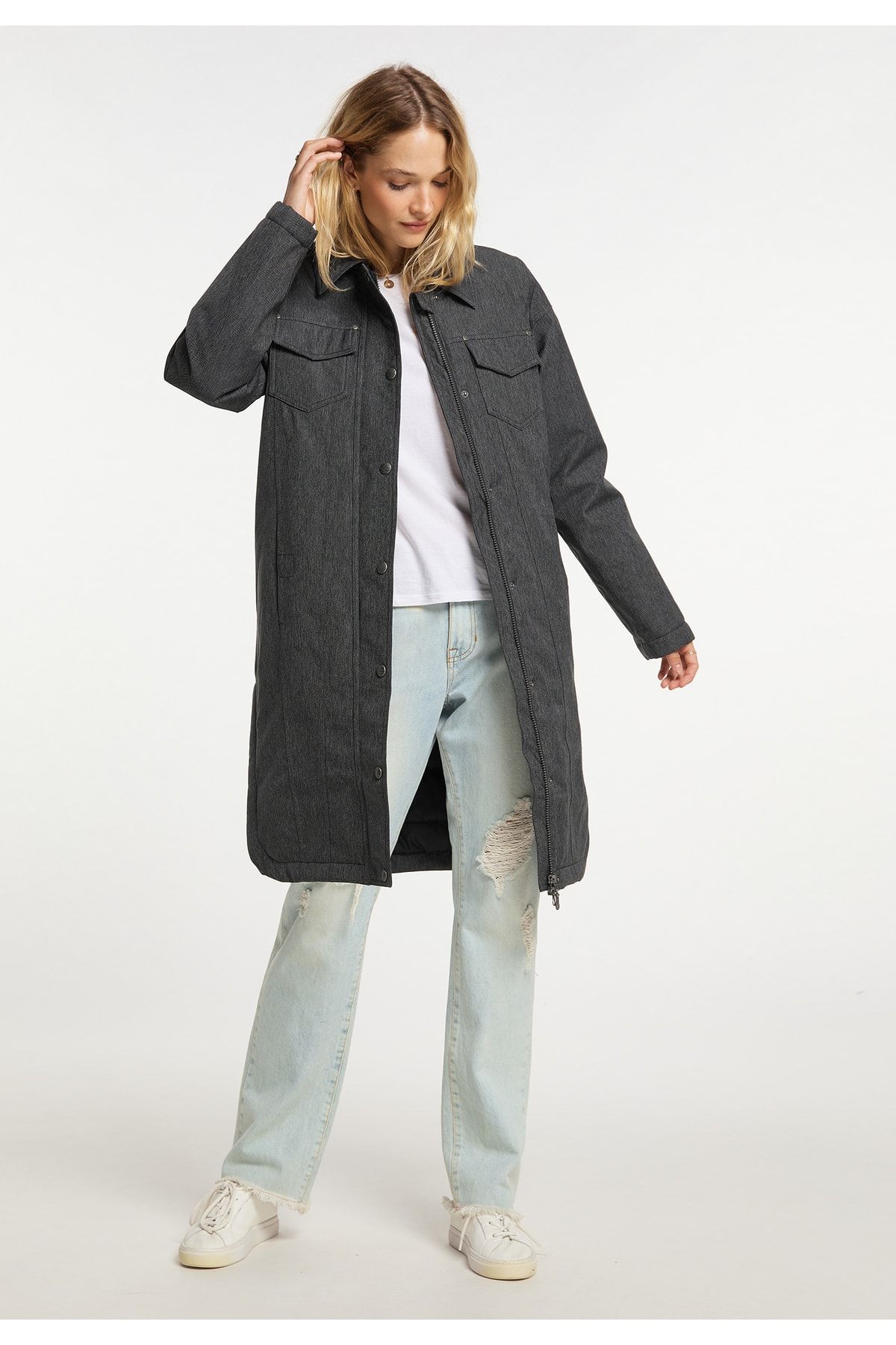 complete the look image