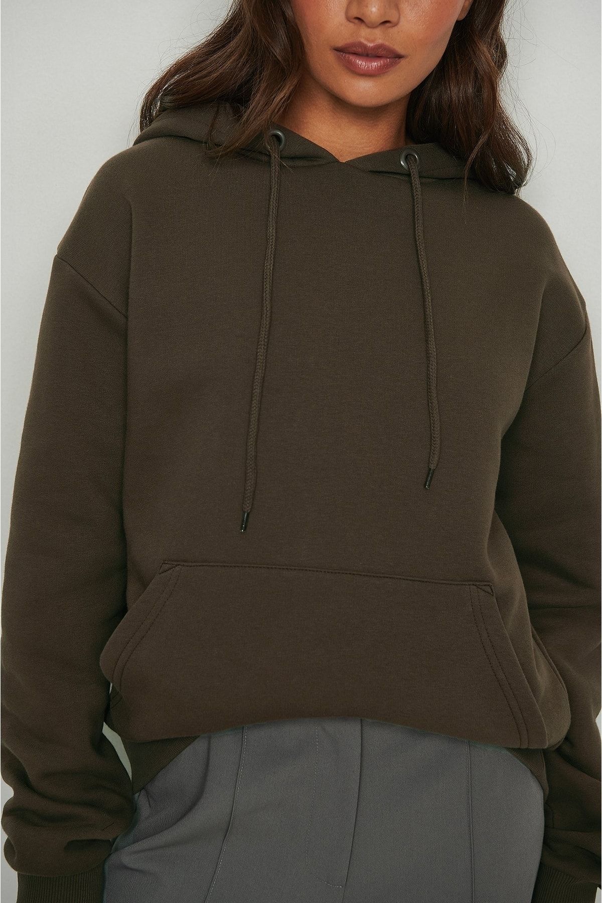 NA-KD Sweatshirt Braun Oversized Fast ausverkauft