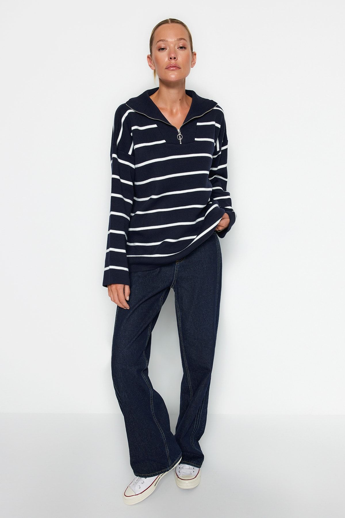 Trendyol Collection Pullover Dunkelblau Oversized