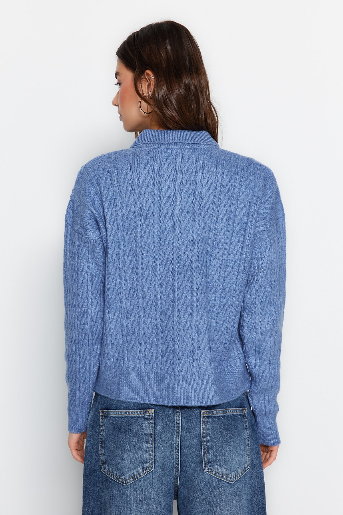 Trendyolmilla  Mavi Geniş Kalıp Yumuşak Dokulu Triko Kazak TWOAW21KZ2635 - Görsel 6