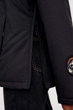 Pull Bear Kadin Siyah Kapusonlu Kanguru Ceket 09714349 Fiyati Yorumlari Trendyol