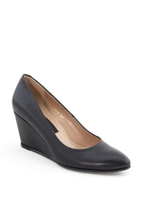 Siyah Kadın Klasik Topuklu Ayakkabı 18KKAZA5073