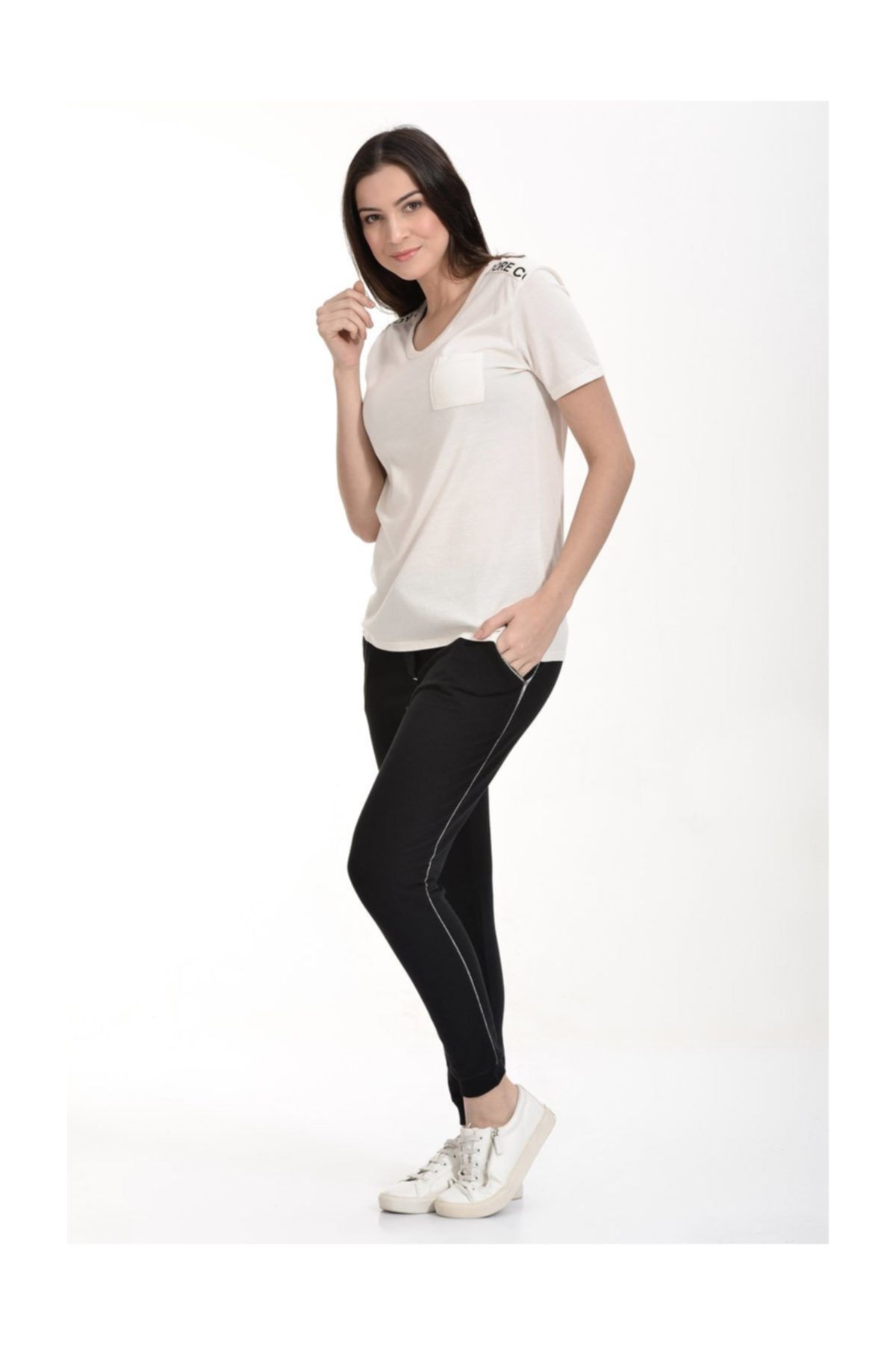 Cotton Candy-Short Sleeve T-Shirt with Text Band on the Shoulders - Ecru 4