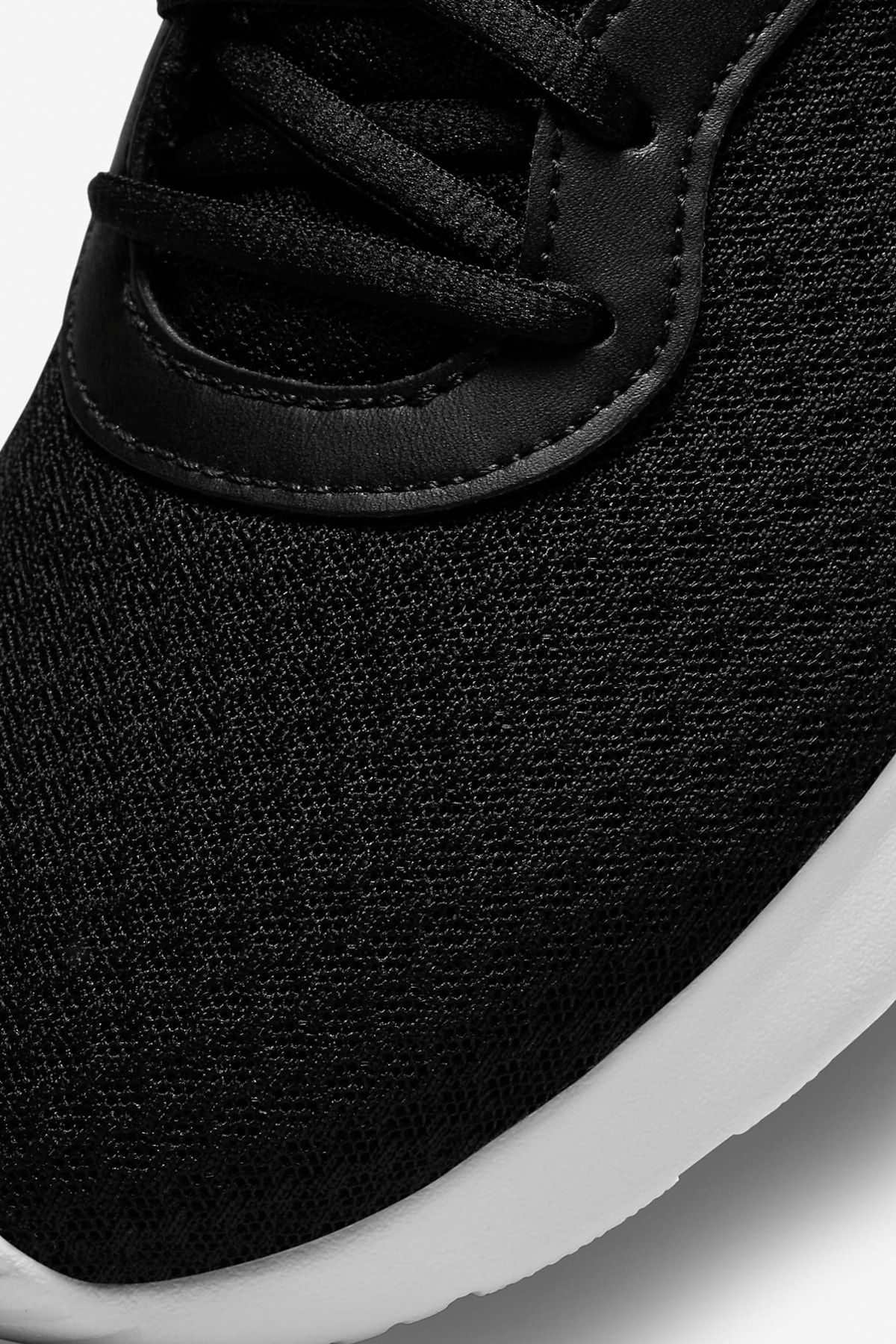 Nike Black Tanjun Sneaker Women s Casual Sports Shoes Trendyol