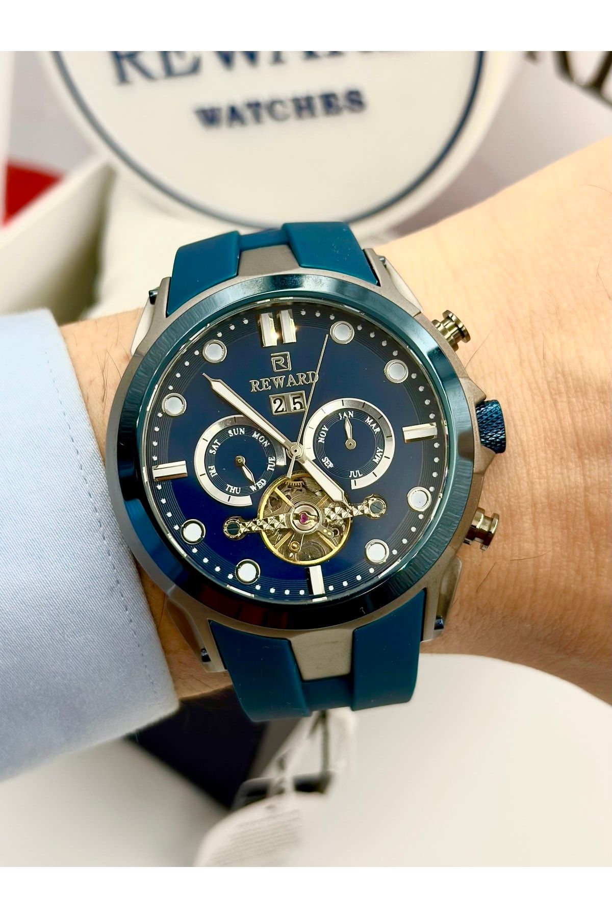 Reward Watch Dark blue Navy blue Trendyol