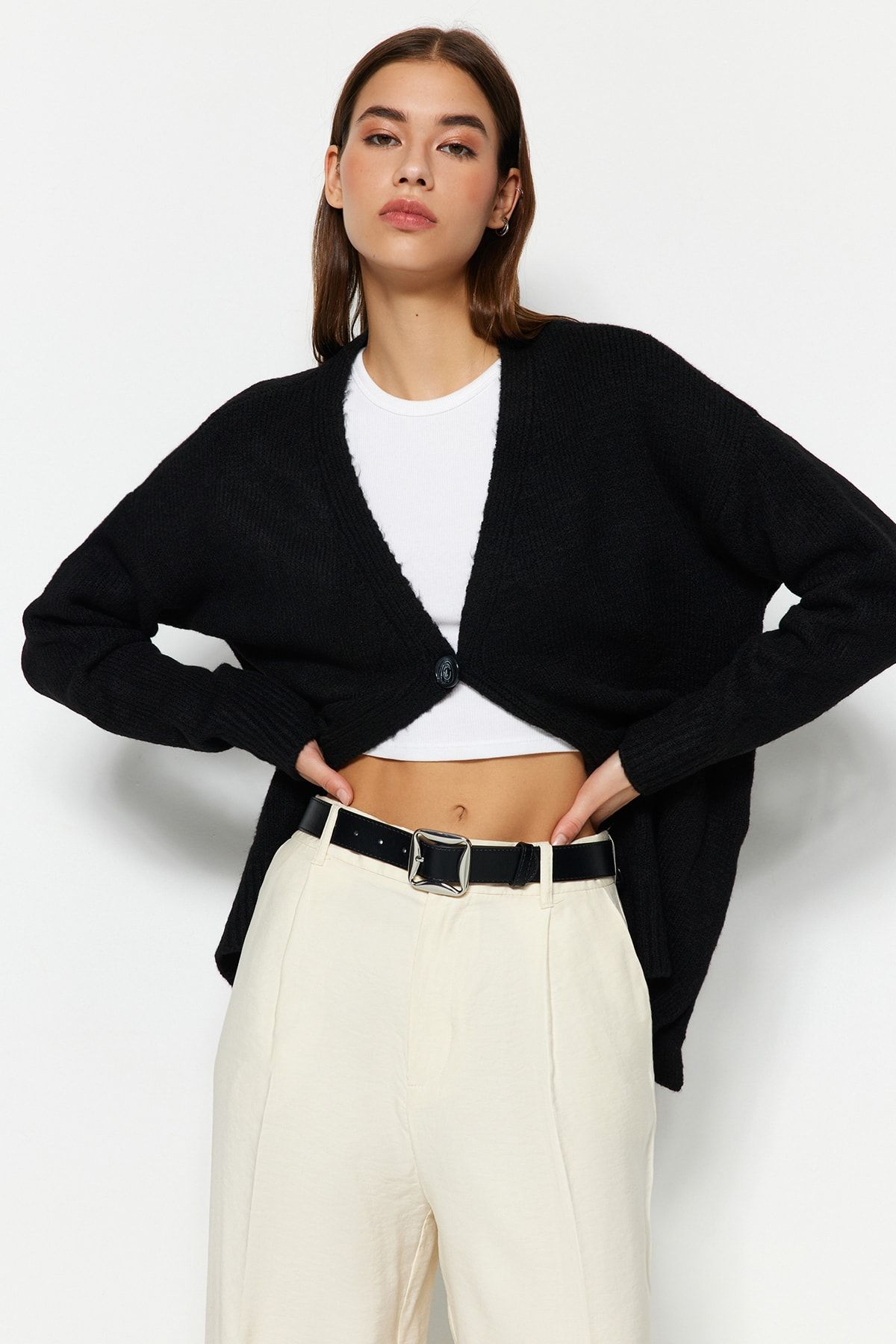 Trendyol Collection Strickjacke Schwarz Regular Fit