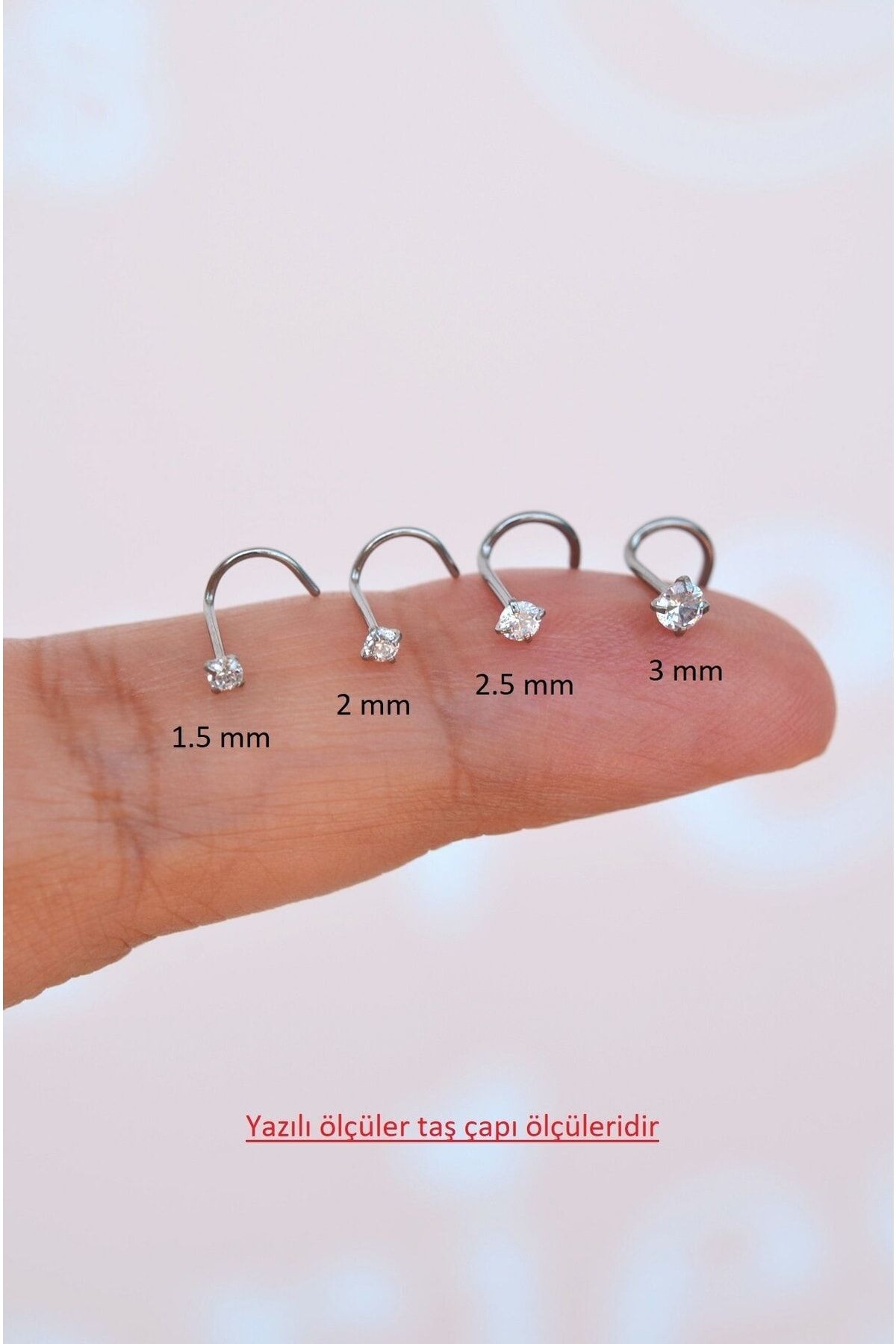 2.5 mm best sale nose stud