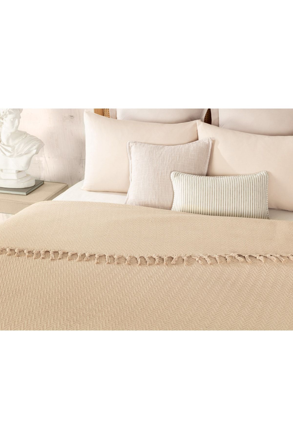 Madame Coco-Stephane Single Bedspread - Beige 2