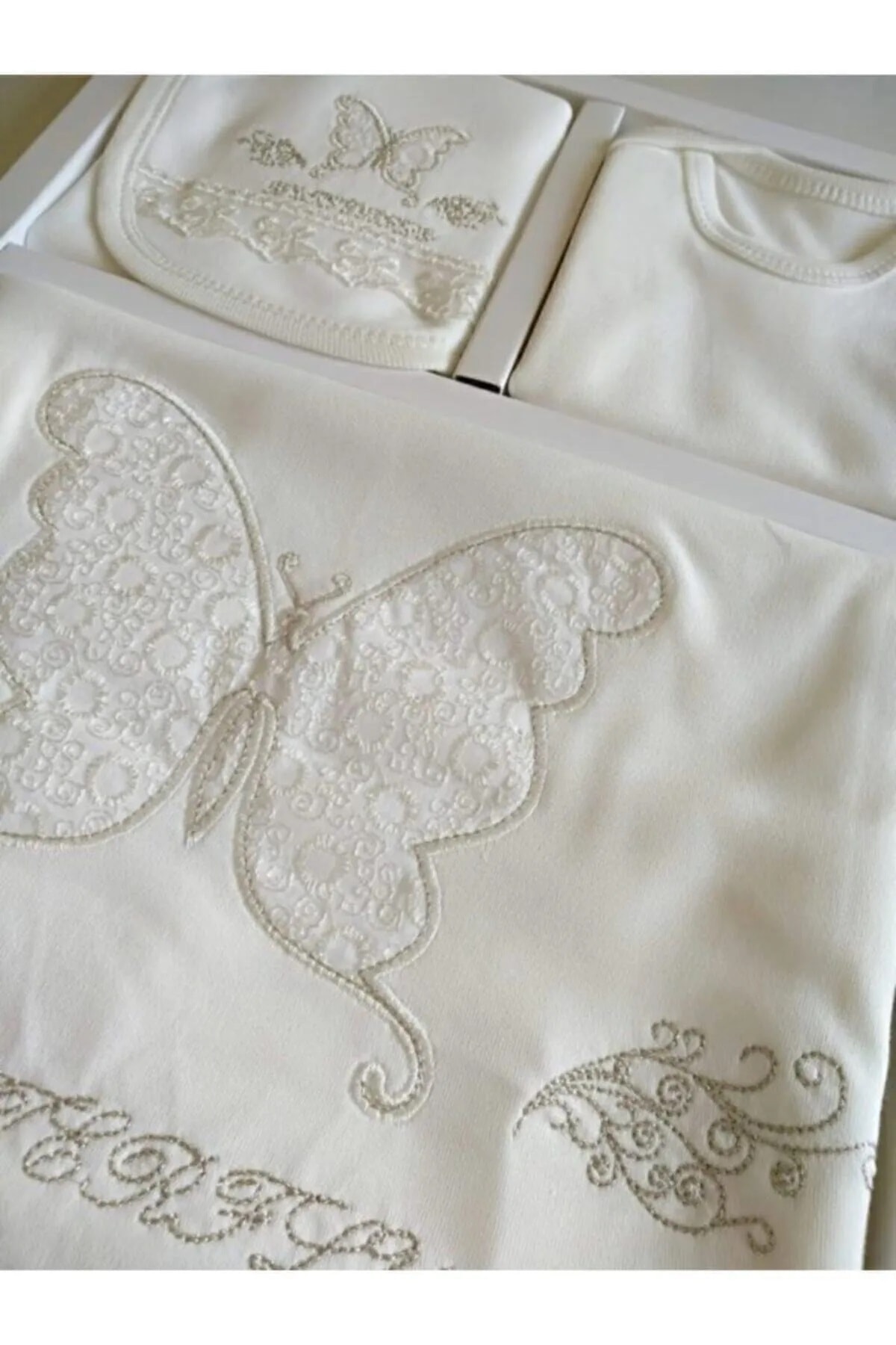 Zıpır Kelebek Yeni Doğan Hastane Çıkışı Kız Bebek Zıbın Seti fotoğrafı 4 (önizleme)