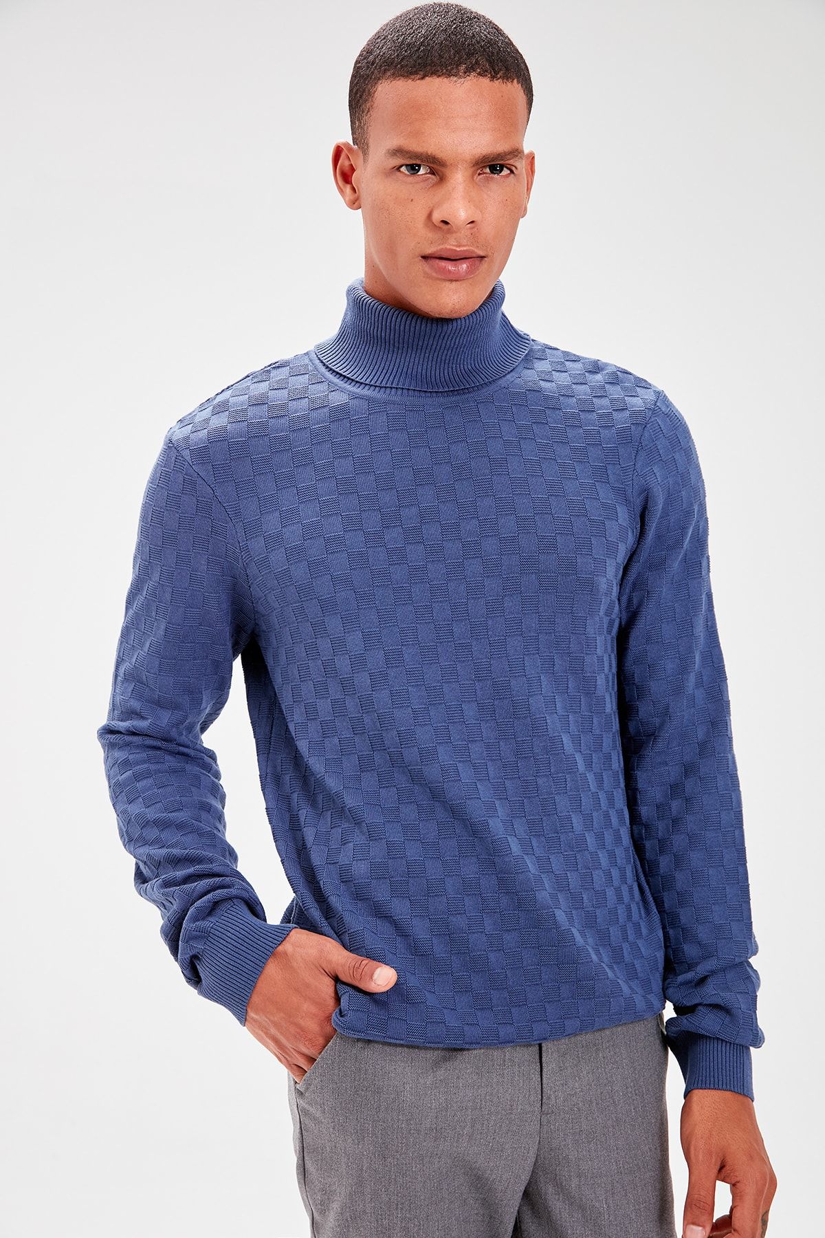 Trendyol Collection-Светр з фактурною в'язкою з водолазкою Indigo TMNAW20VK0004 9