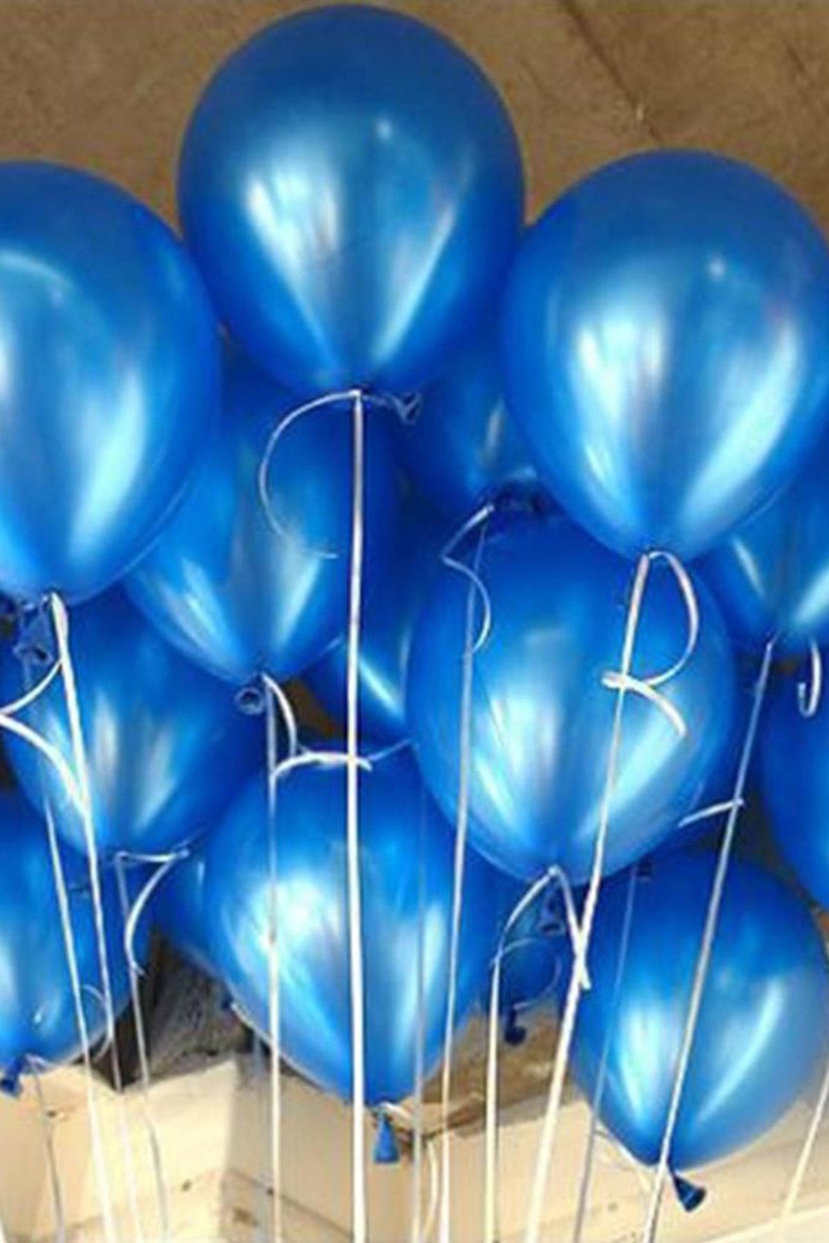 Виды шариков. Шары пати Баллонс латекс металлик набор 100шт.. Синие шары металлик. Шарики с гелием. Синие перламутровые шары.