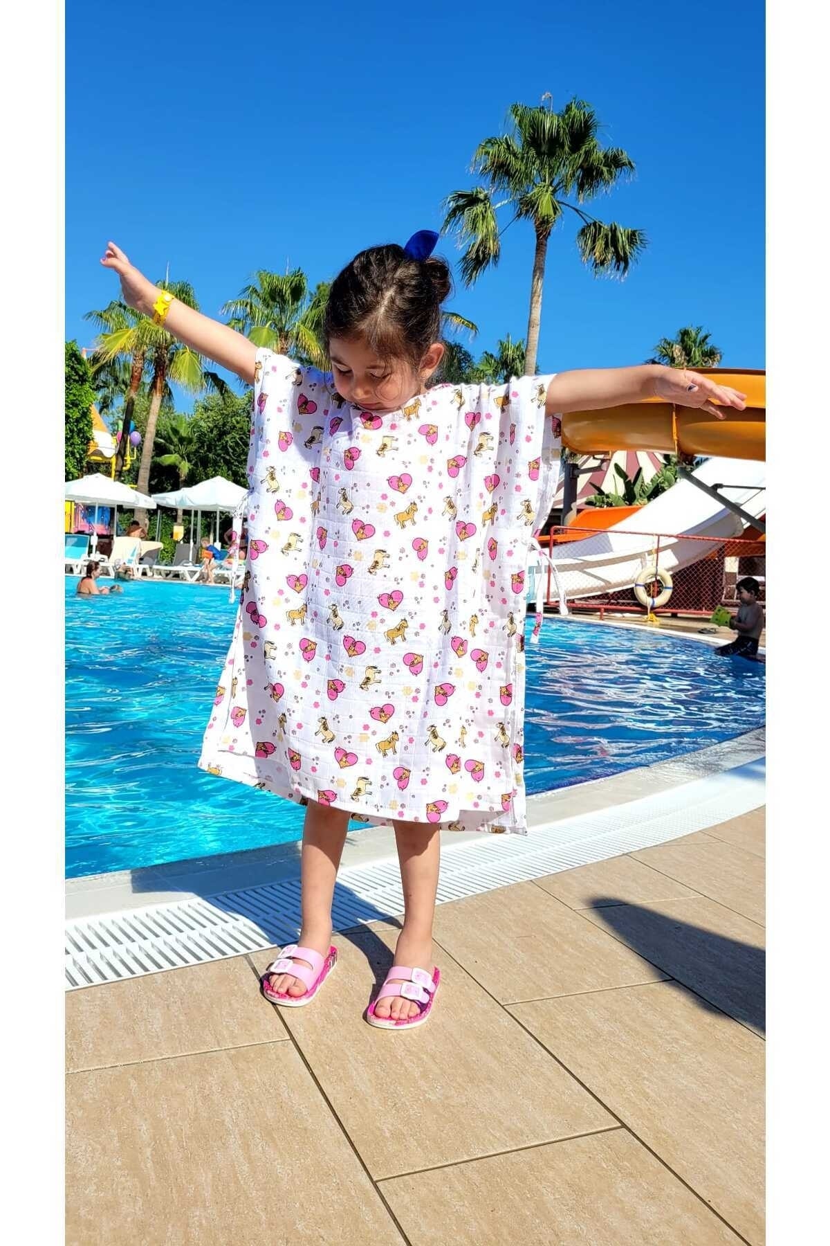 Alpar Tekstil Müslin Kapşonlu %100 Pamuk Çocuk Plaj Pançosu / Horse fotoğrafı 3 (önizleme)