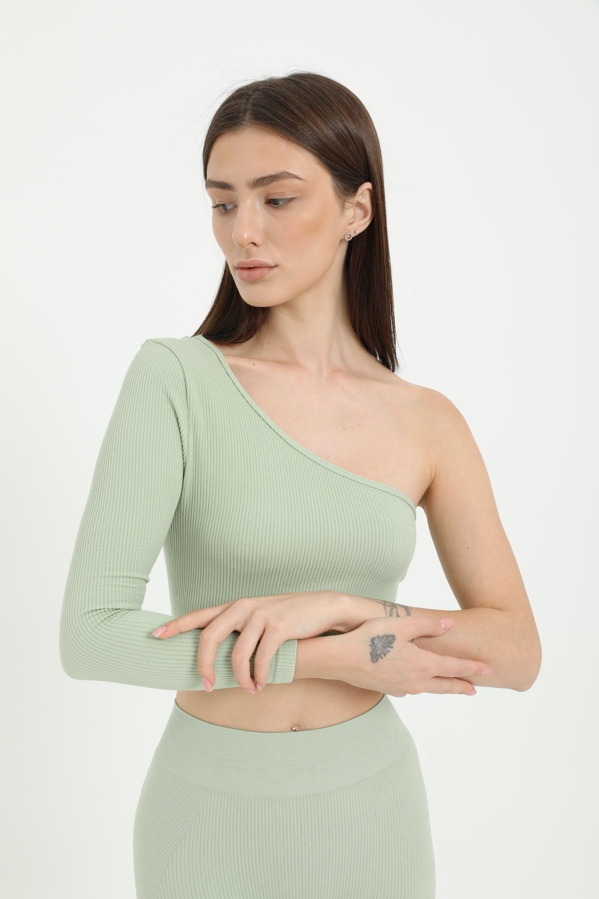 FOREVER MORE One Shoulder Crop Top Trendyol