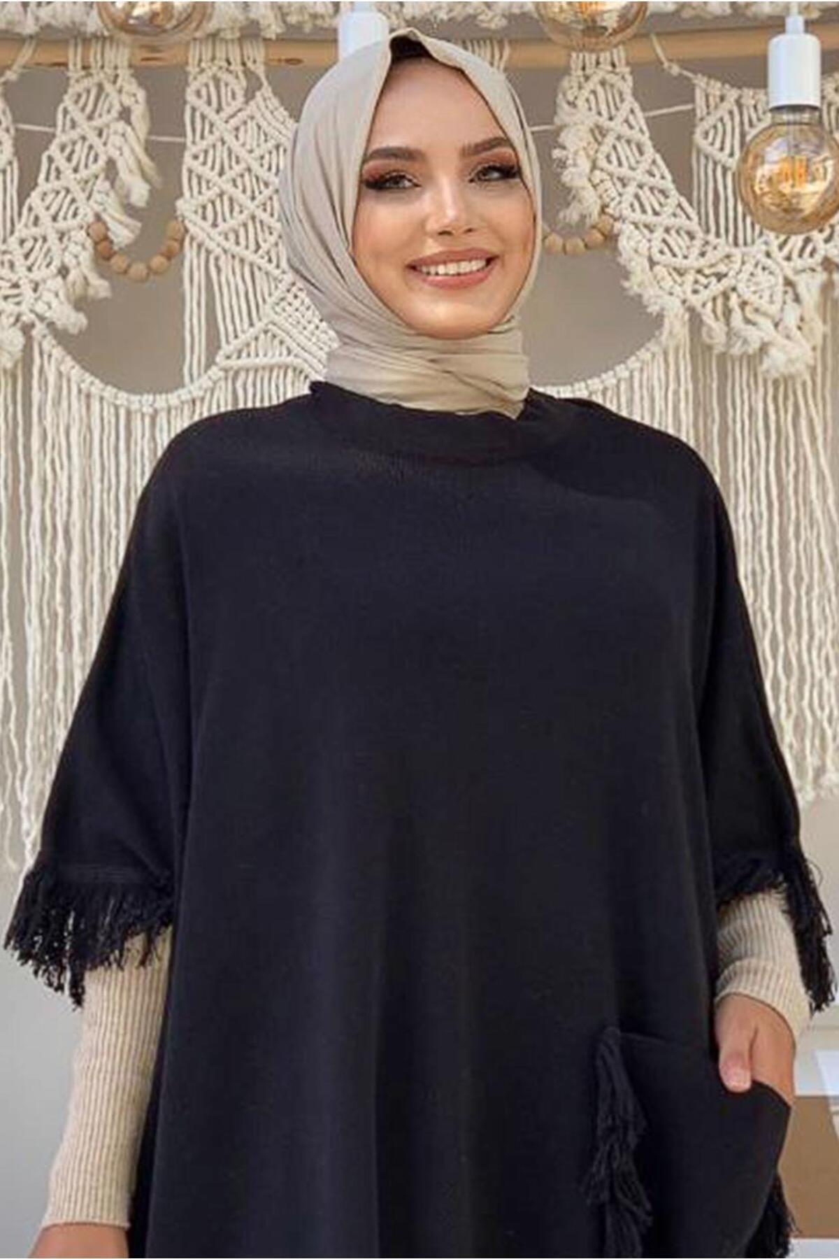 Women's Black Tasseled Knitwear Poncho 51112