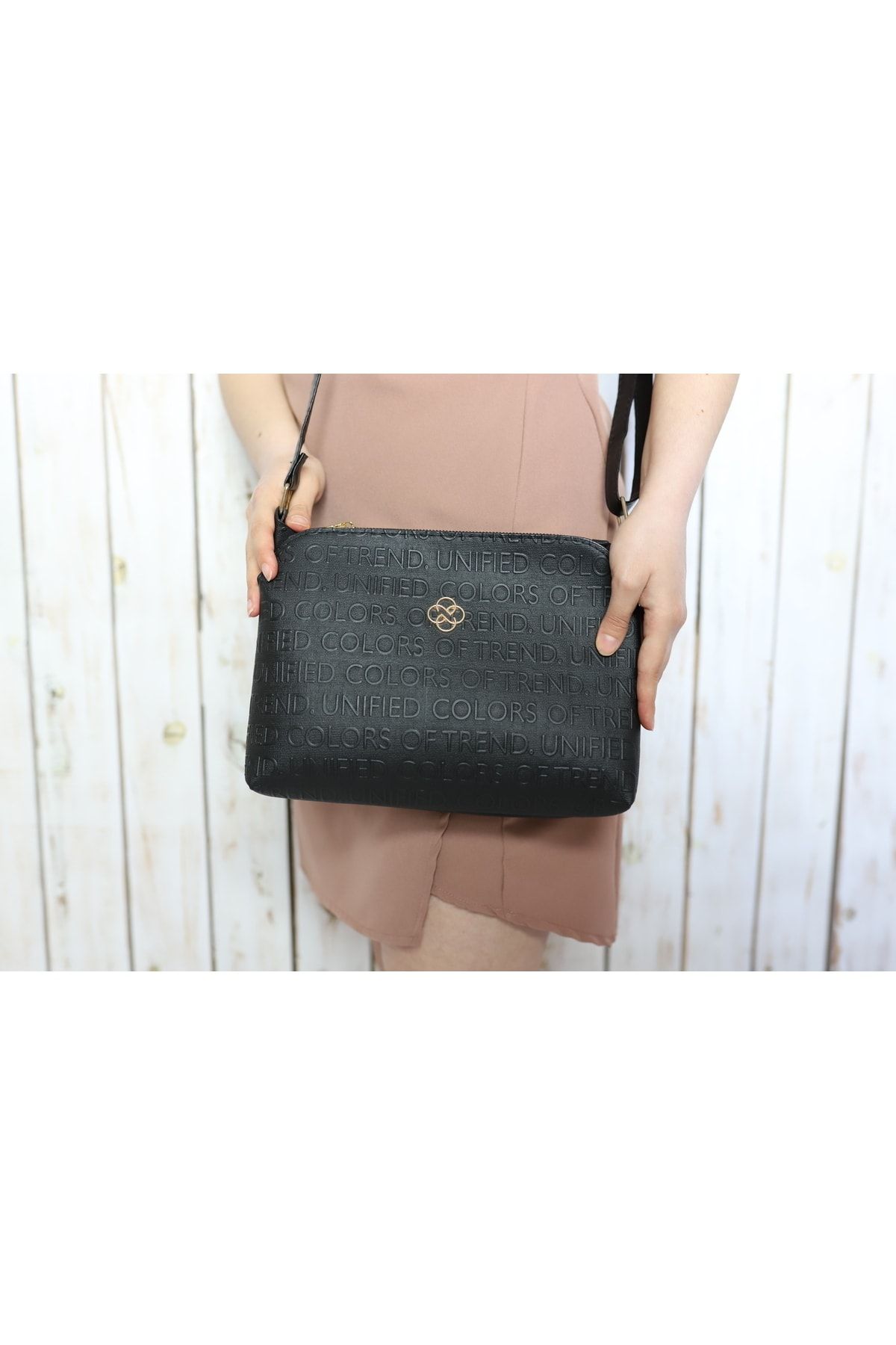 Th core discount crossover bag