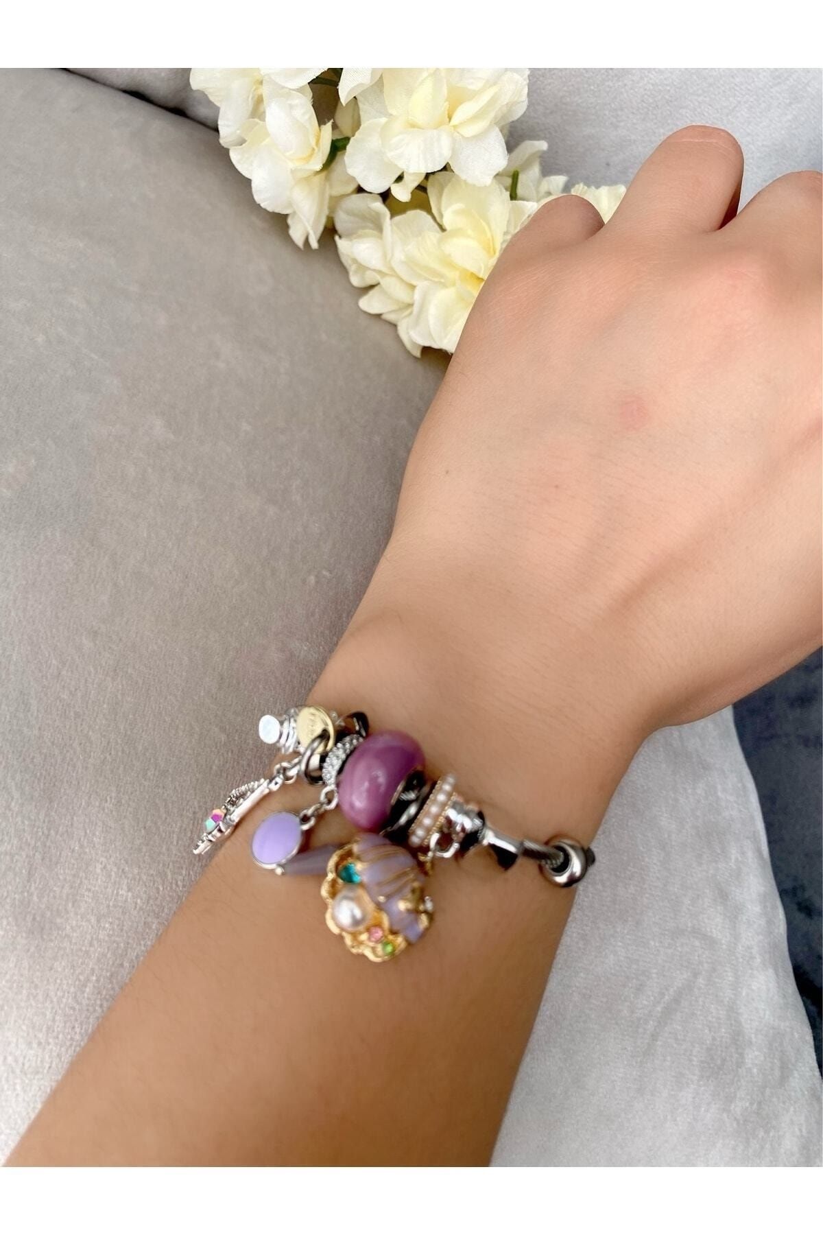 Lilac bracelet store