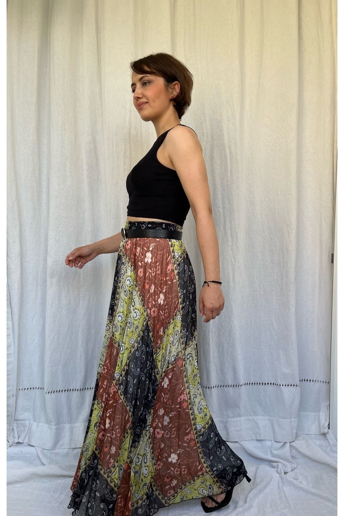 soBasic-Yellow Ethnic Patterned Pleated Lined Maxi Length Flowy Chiffon Skirt with Elastic Waist 4