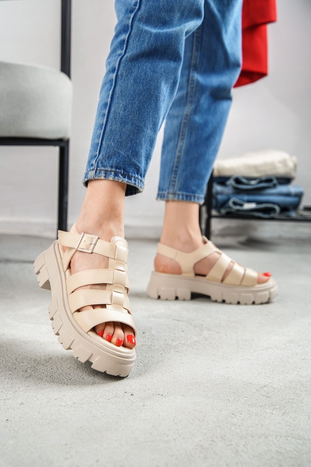 Buy shoegazing Formal Flat Sandals for Women | Daily Use Branded & Stylish  Slippers Chappals (Peach, numeric_5) at Amazon.in