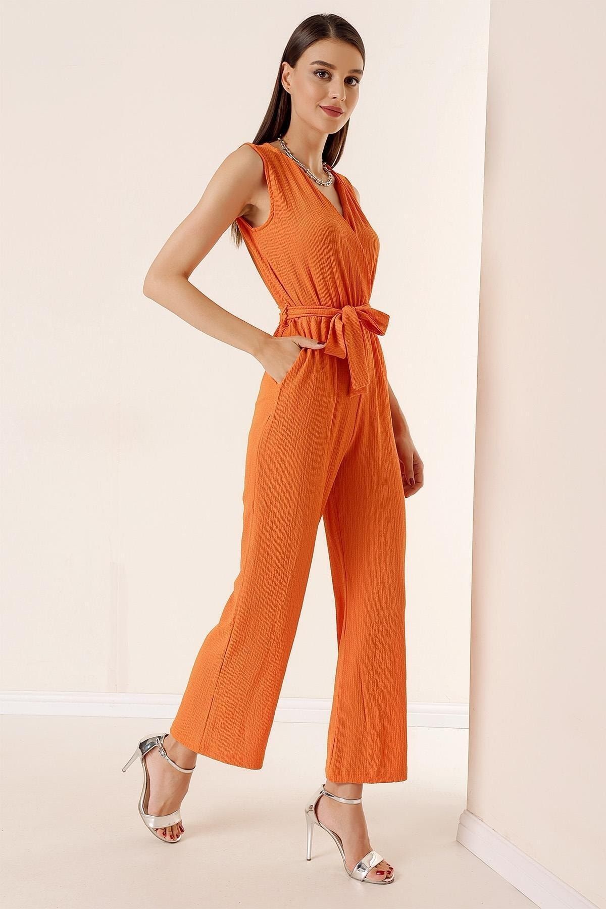 By Sayg Double Breasted Neck Belted Waist Sleeveless Seersucker