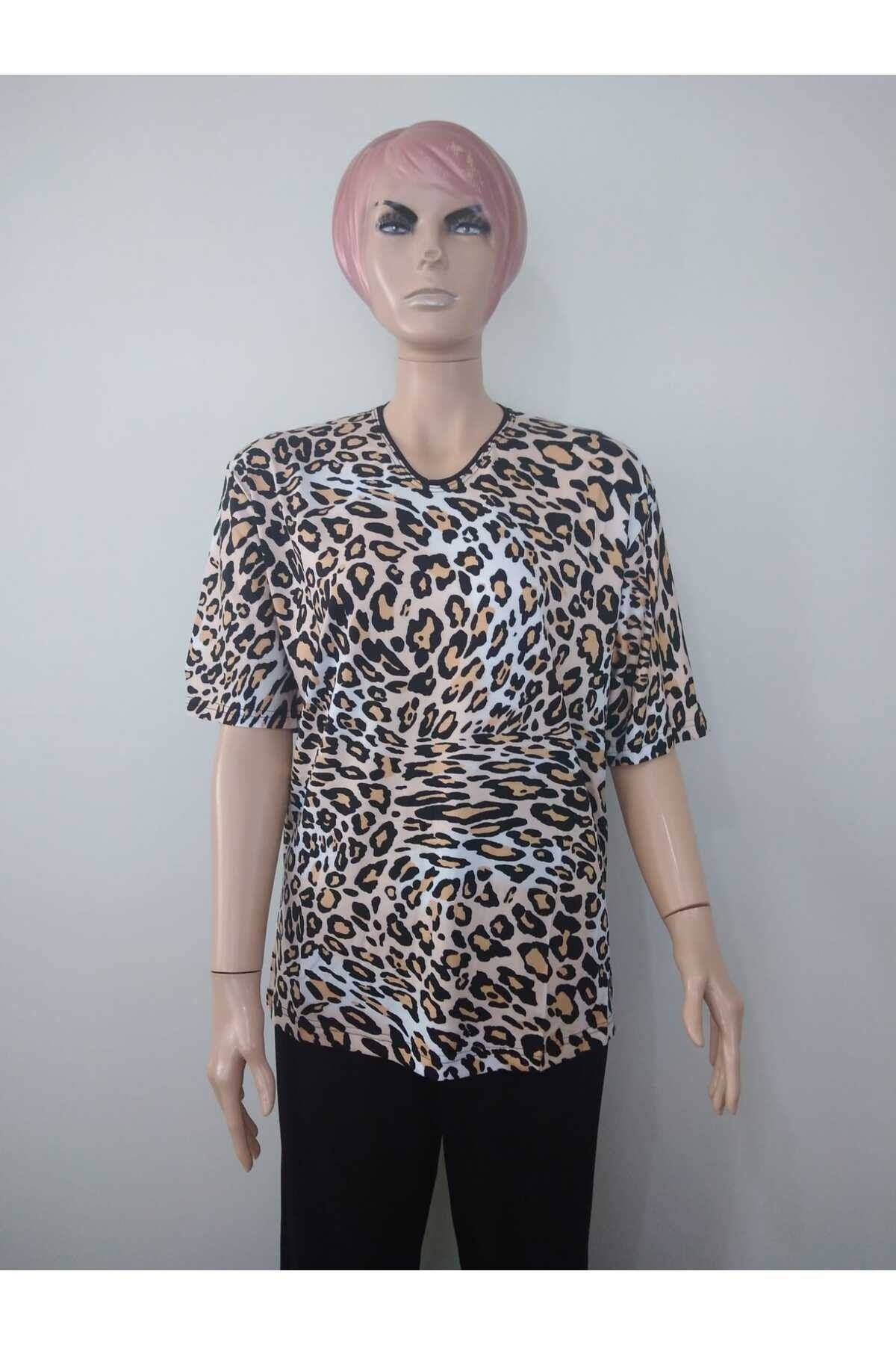 YAŞAR TRİKO-Women's Black Large Size Leopard Print V-Neck Short Sleeve T-Shirt 2