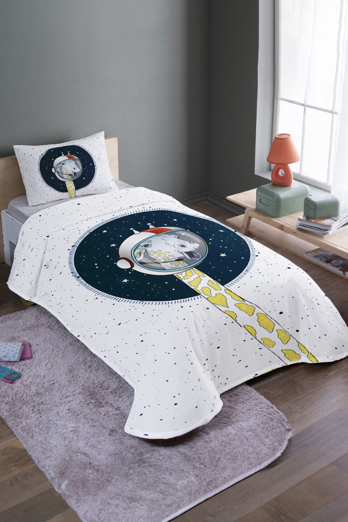 EVPANYA-Cosmonaut Giraffe Patterned Single Pique Set and Bedspread 2