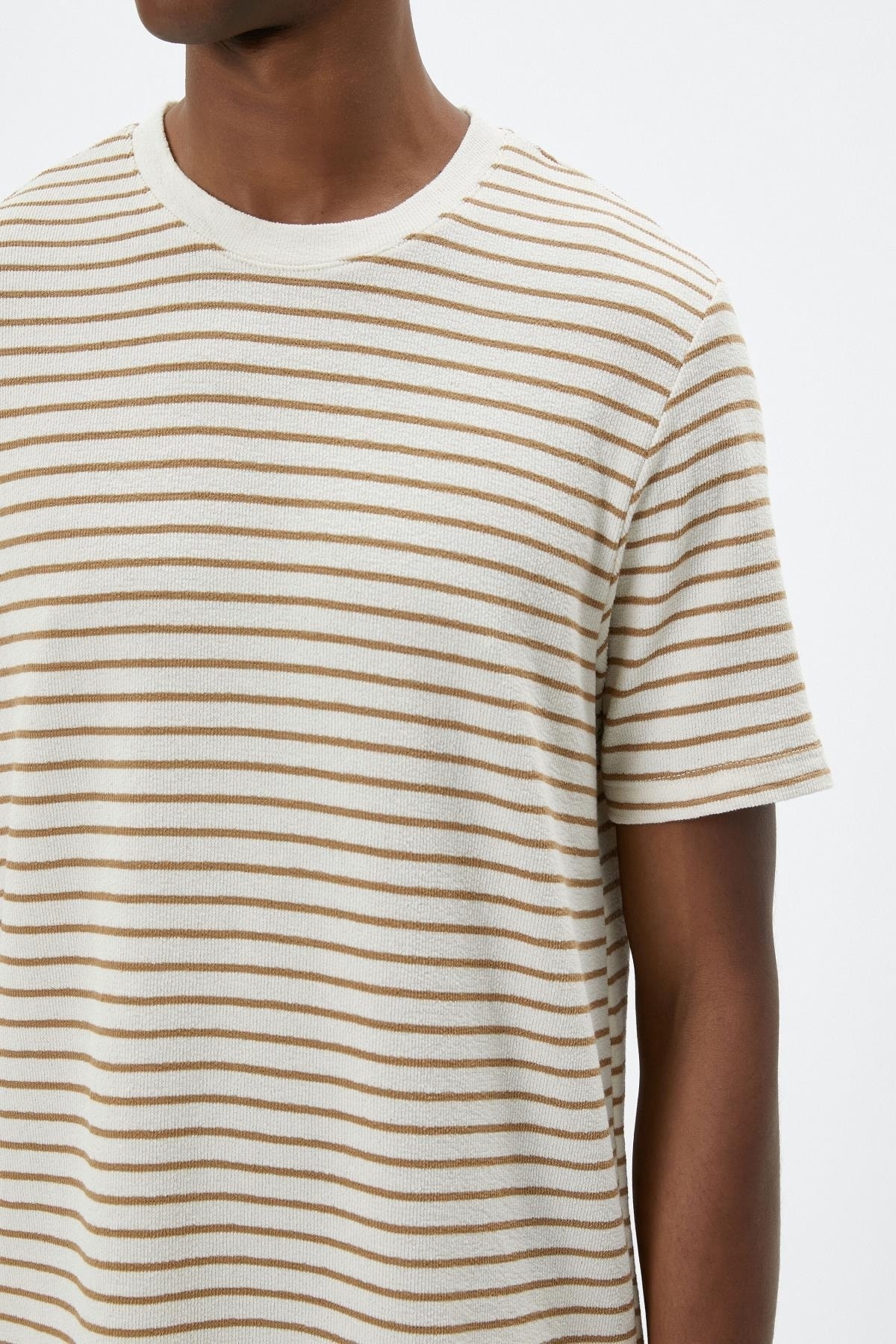 تیشرت مردانه بژ کوتون | 4WAM10148HK اورجینال - تصویر 5