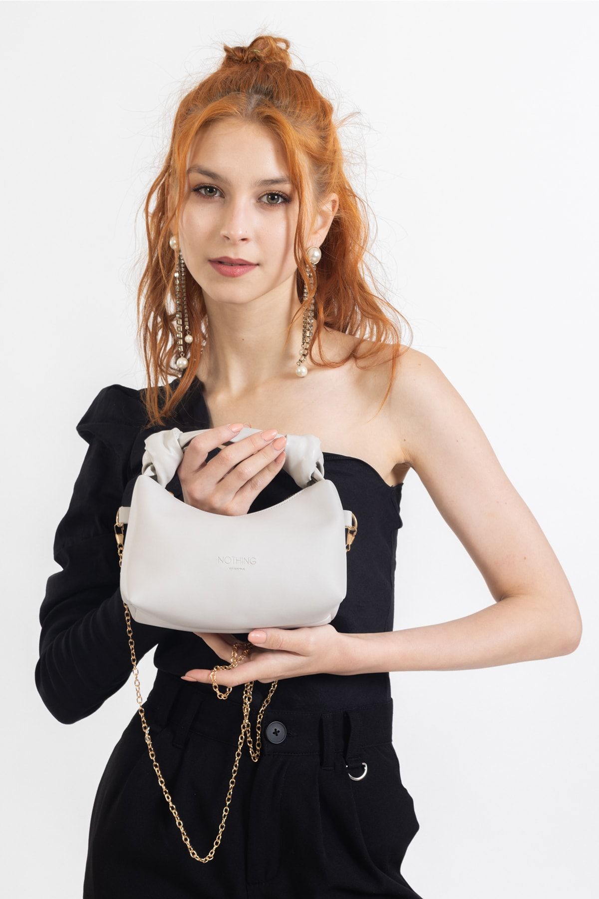 Baguette bag deals chain strap