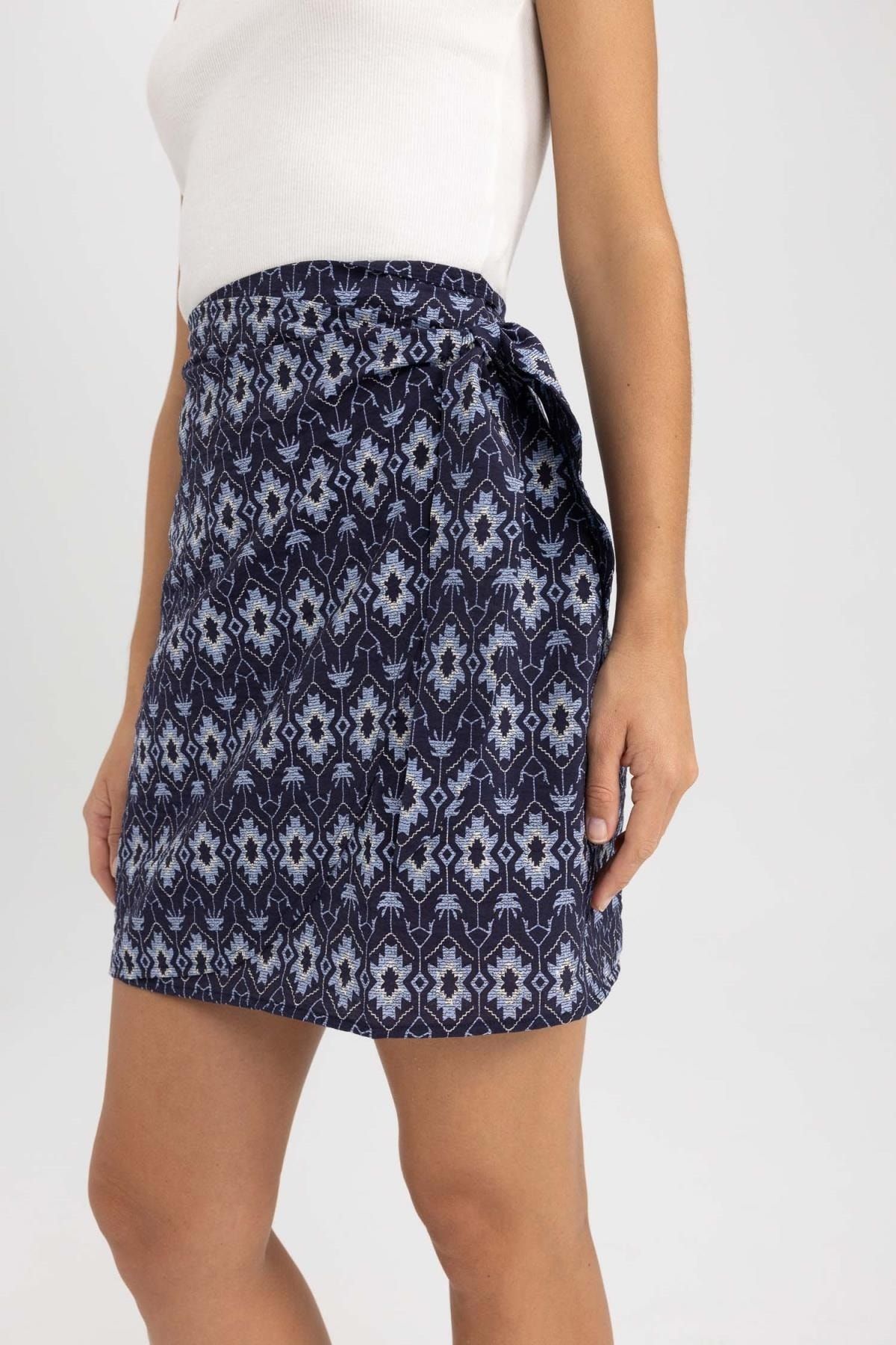 DeFacto-A-line Ethnic Patterned Regular Waist Aerobin Mini Skirt A9708ax23hs 5
