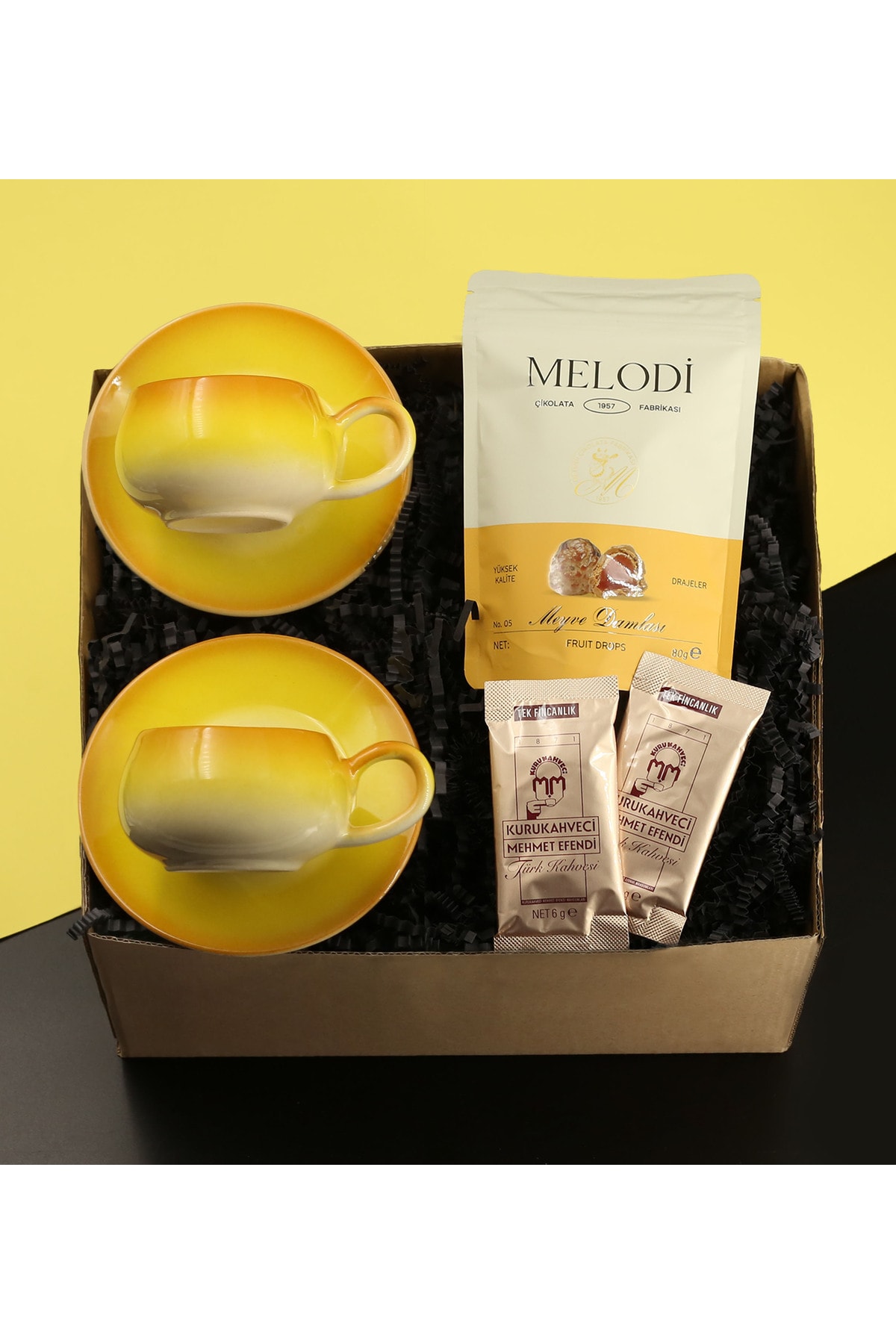 2-Piece Vintage Cup & Melodi Dragee & 2-Piece Mehmet Efendi Turkish Coffee Gift Set