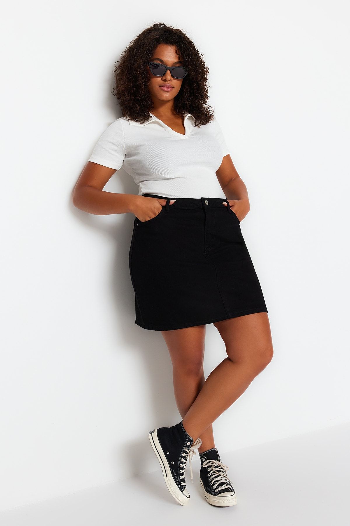 Black denim skirt 16 2025
