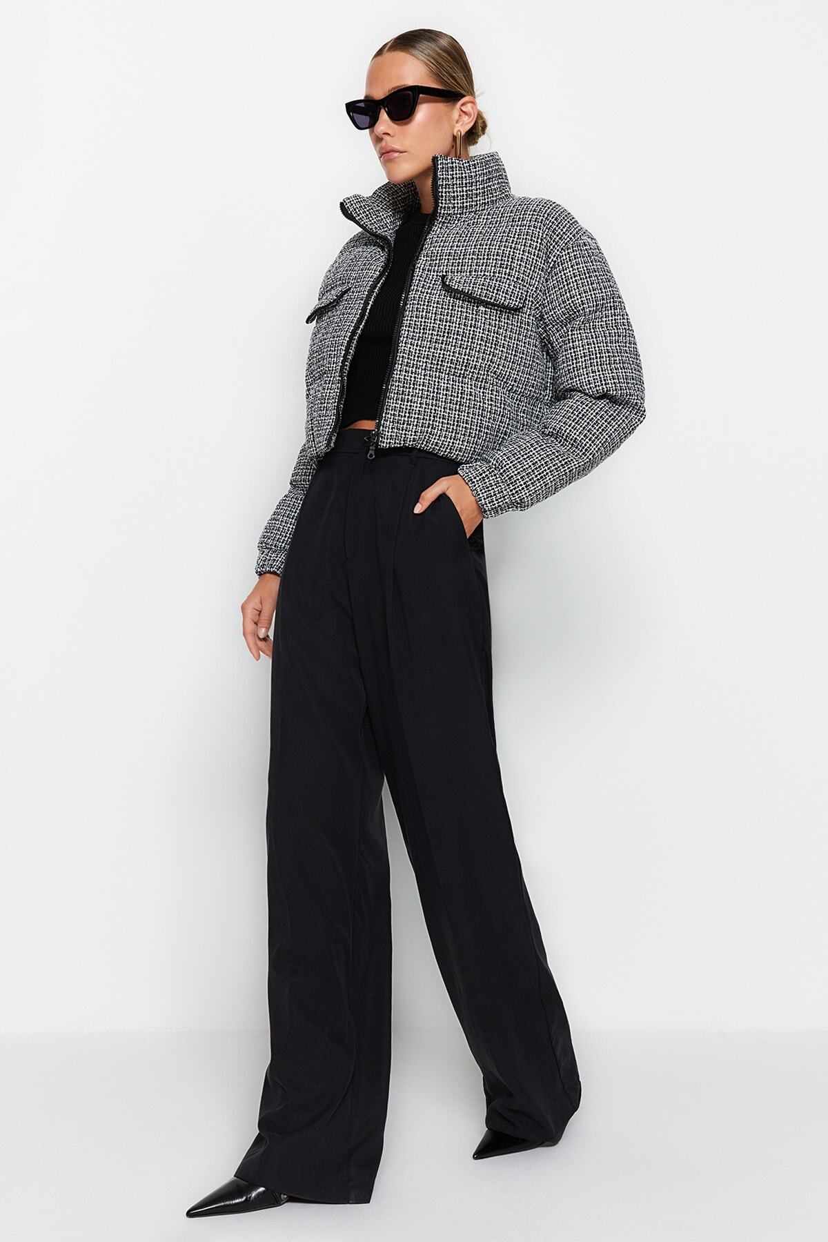 complete the look image