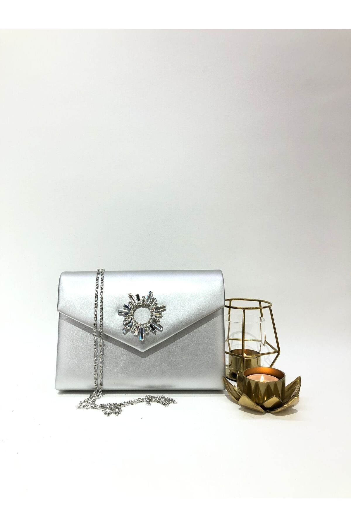 Silver evening bag clearance with shoulder strap