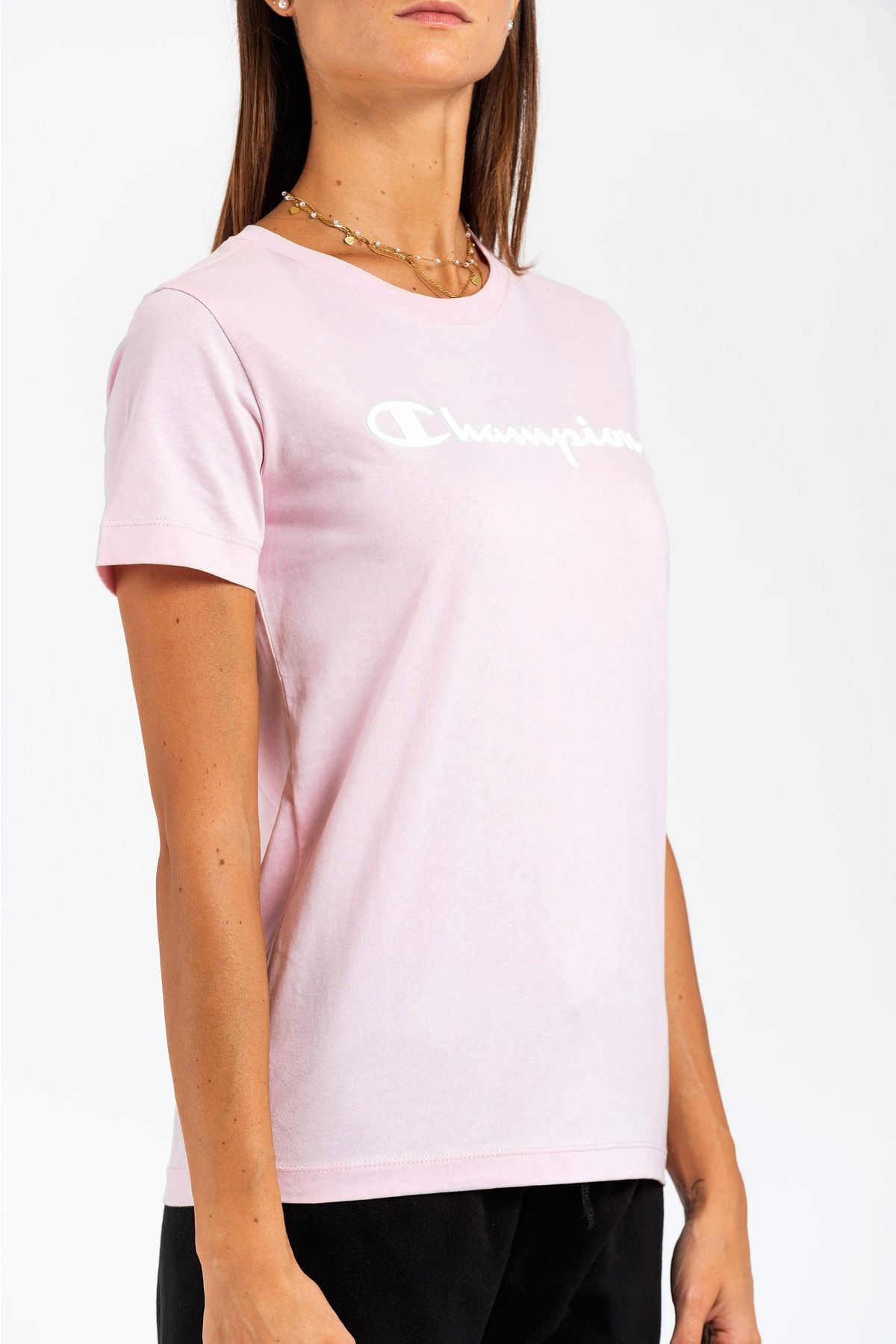 Pink hotsell champion shirt