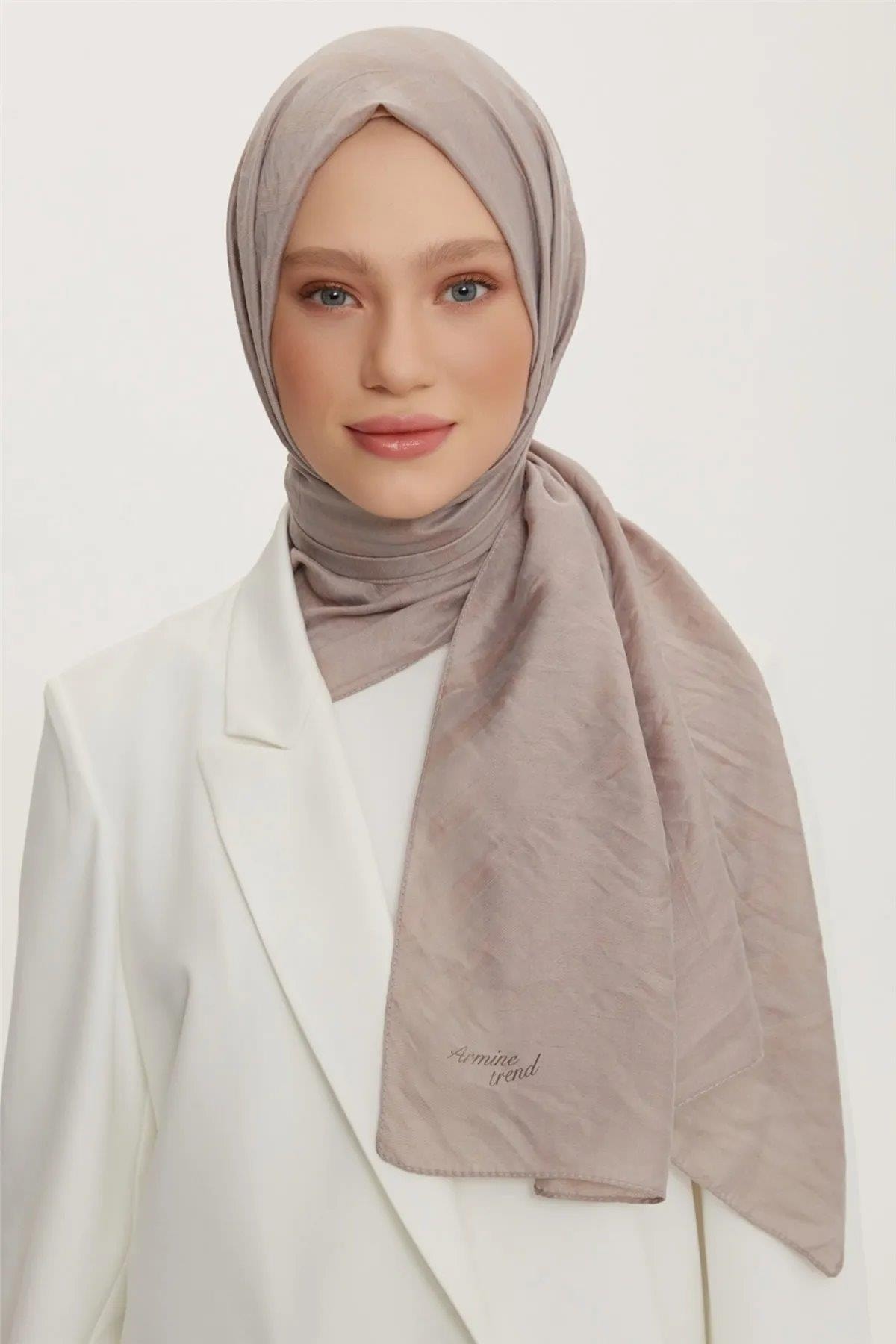 شال زنانه قهوه ای آرمینه | 000ARB050012 اورجینال - تصویر 2