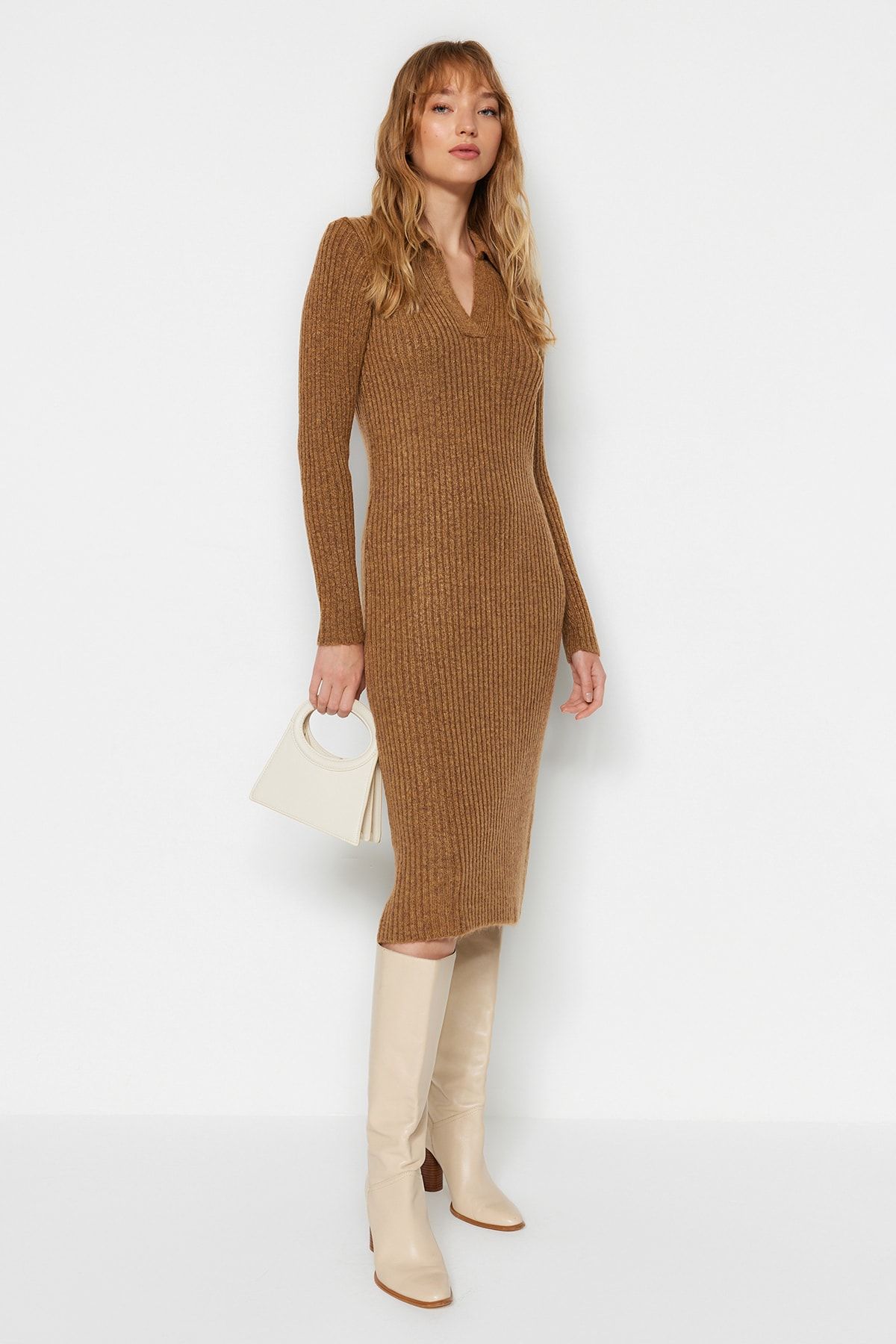 Trendyol Collection Tricot Midi Camel Rochie Cu Decolteu Polo Cu Textura Moale Femeie - S