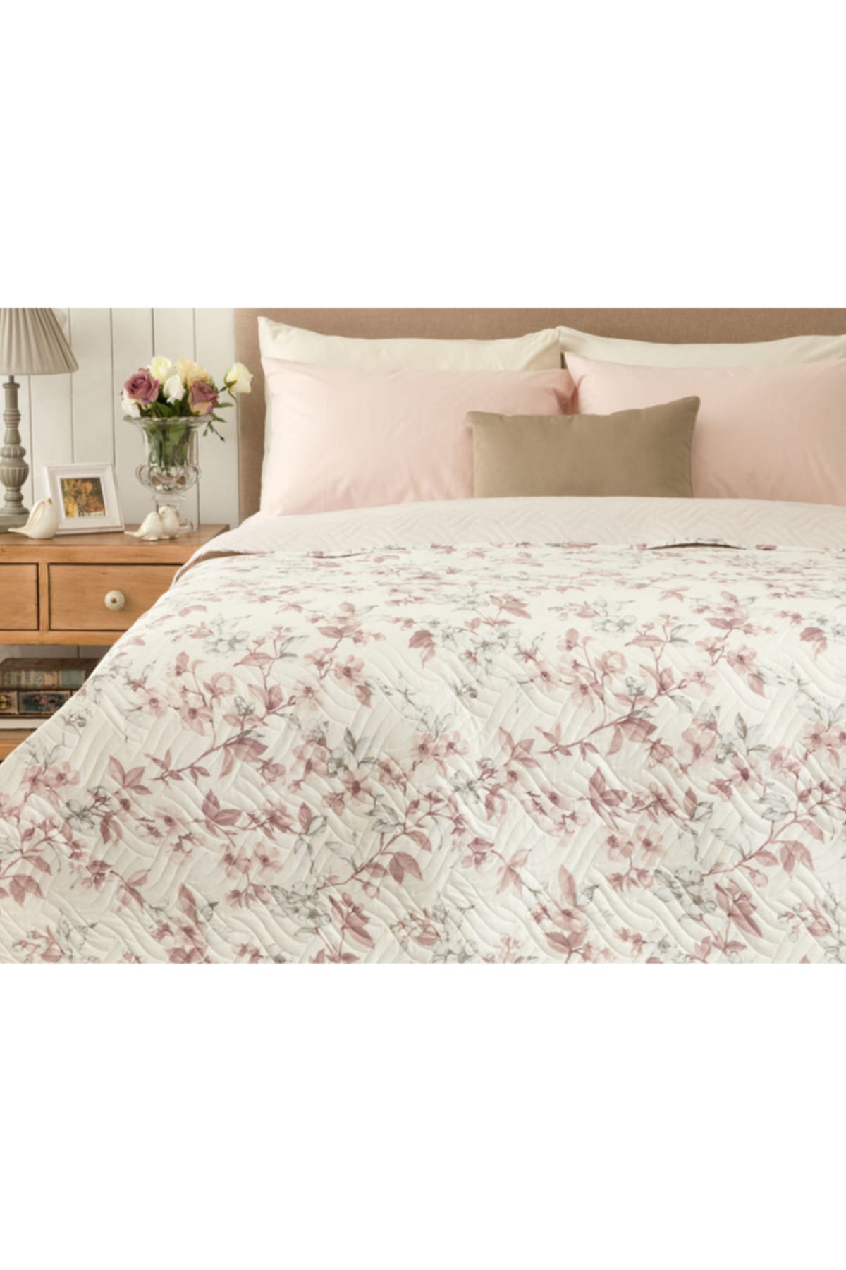 Madame Coco Cagnes Baskılı Çift Kişilik Yatak Örtüsü Mavi Fiyatı