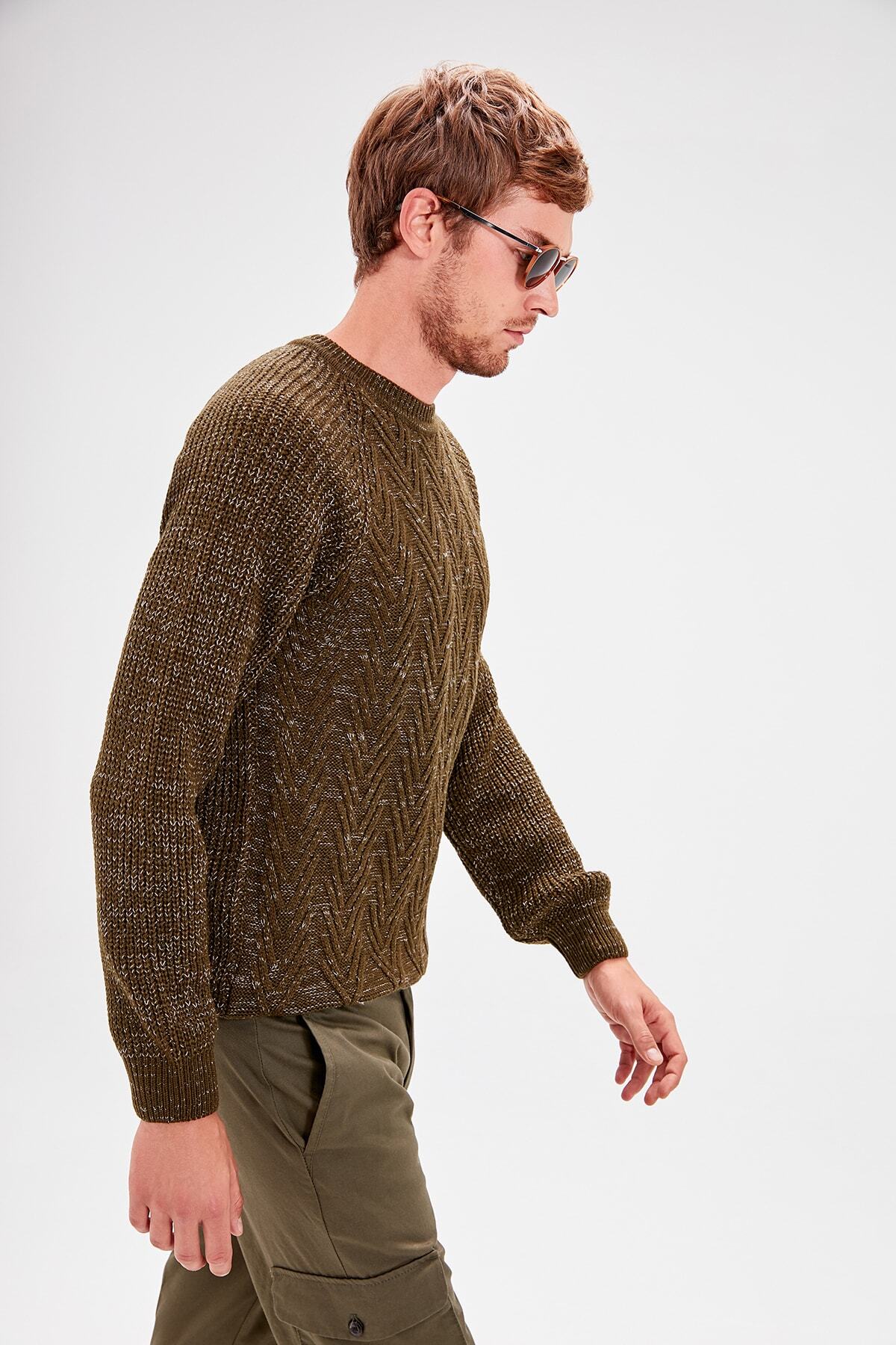 Trendyol Collection-Khakifarbener Slim-Fit-Strickpullover mit Rundhalsausschnitt – TMNAW20MG0029 8